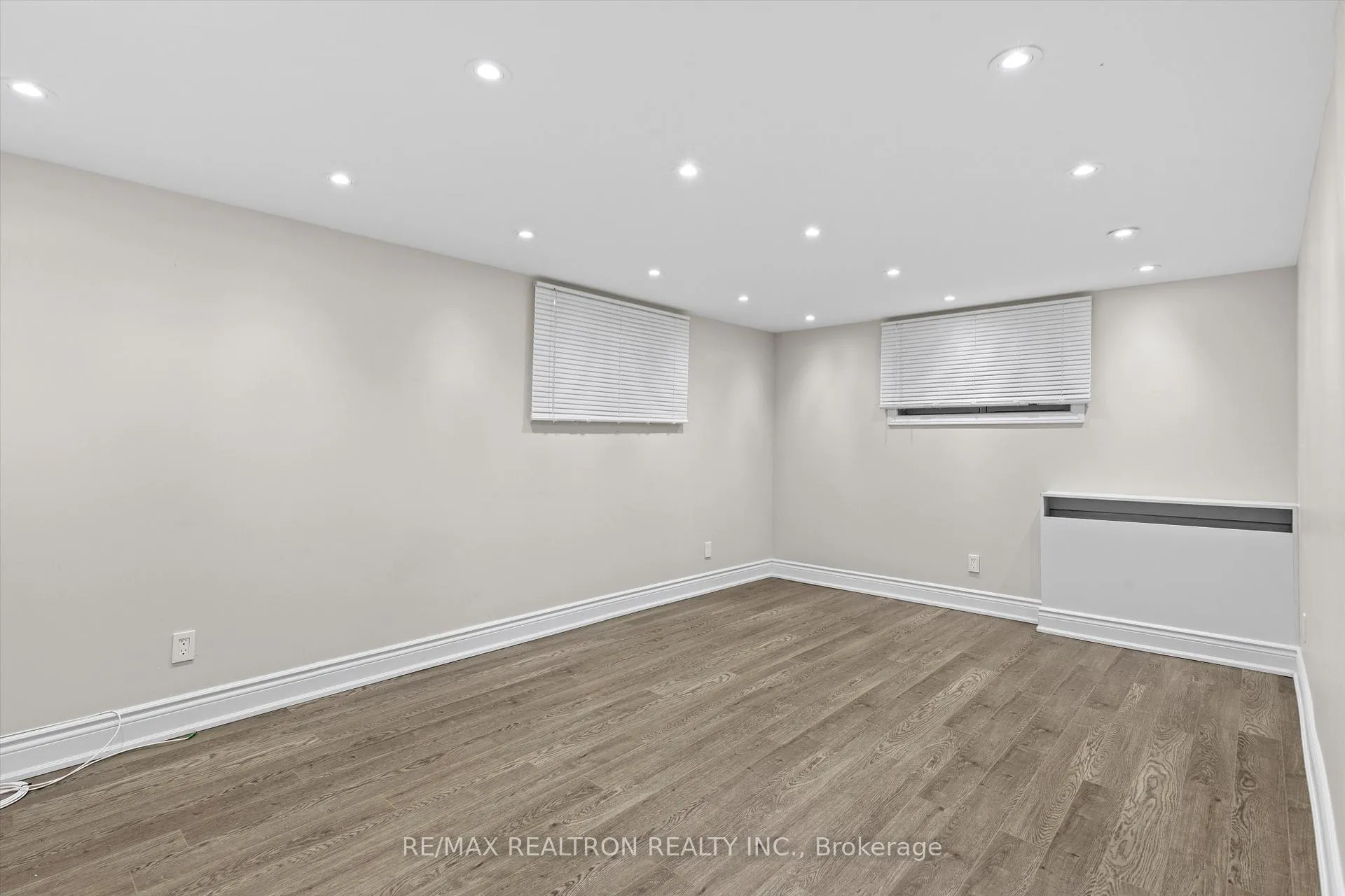 Photo 16 of 38 Delhi Avenue, Toronto, Bedford Park-Nortown — HOMEH