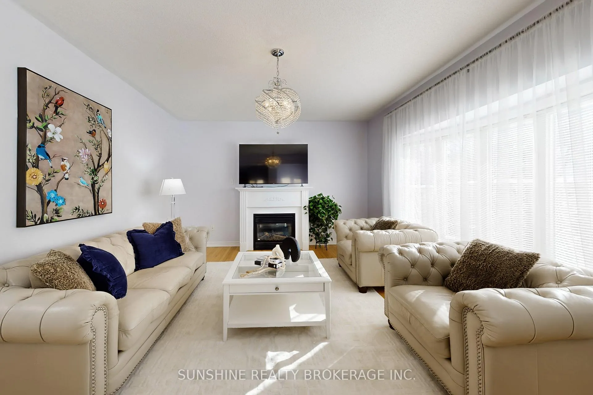 Photo 7 of 67 Pelister Drive, Markham, Greensborough — HOMEH