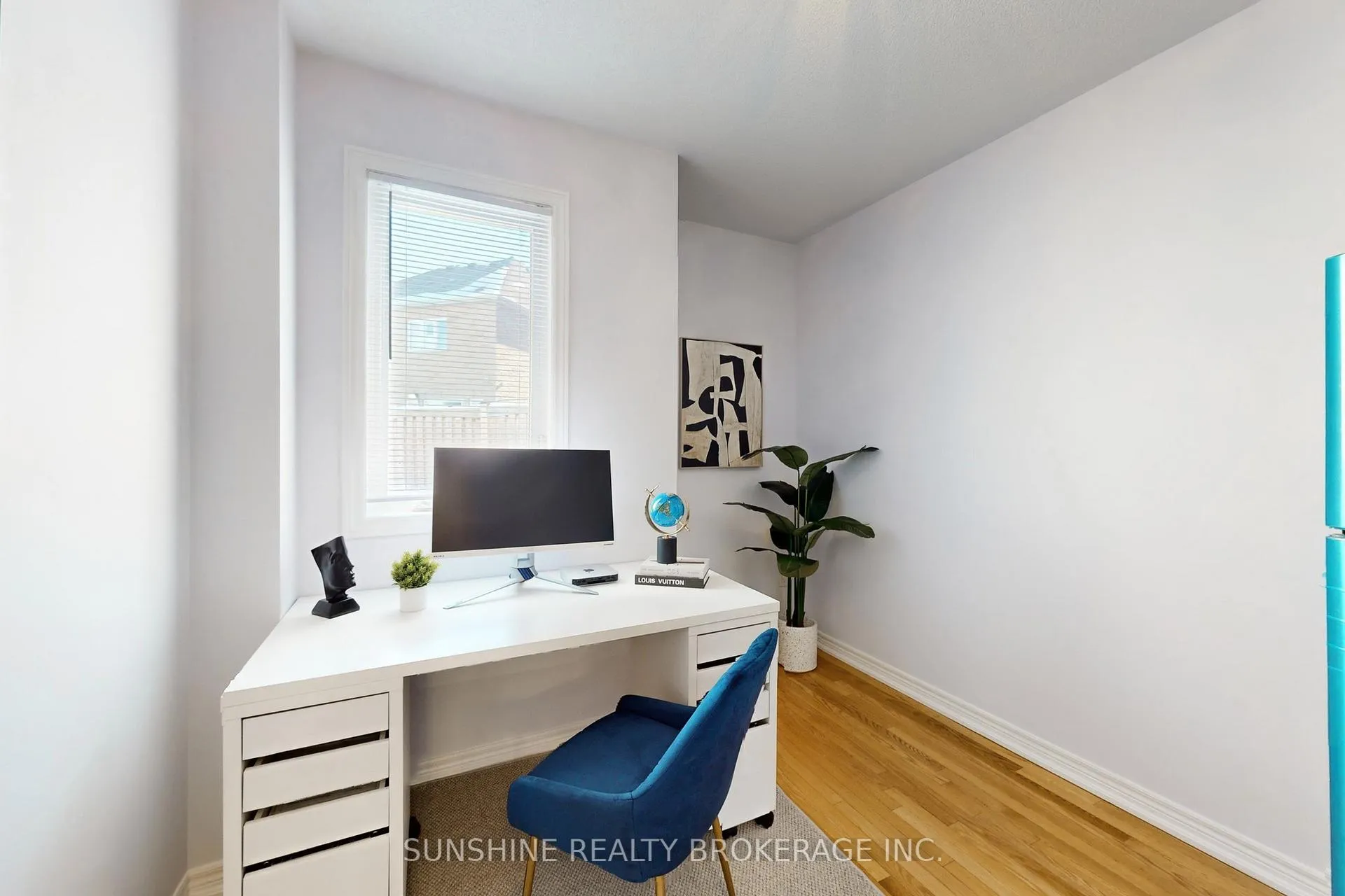 Photo 13 of 67 Pelister Drive, Markham, Greensborough — HOMEH