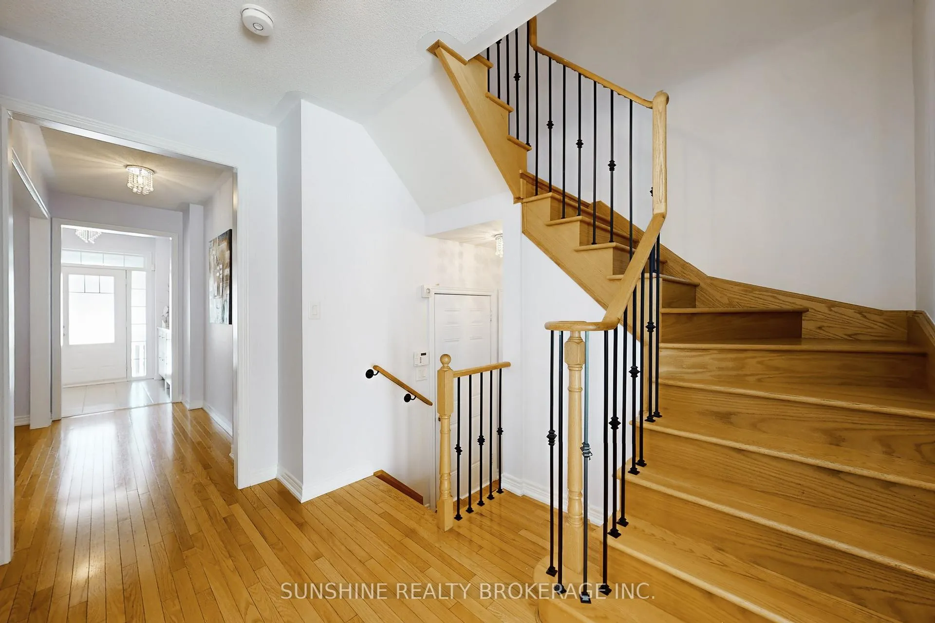 Photo 16 of 67 Pelister Drive, Markham, Greensborough — HOMEH