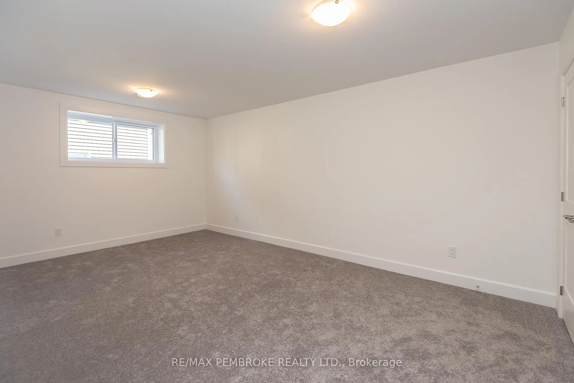 Photo 30 of 9 Jade Avenue, Petawawa — HOMEH