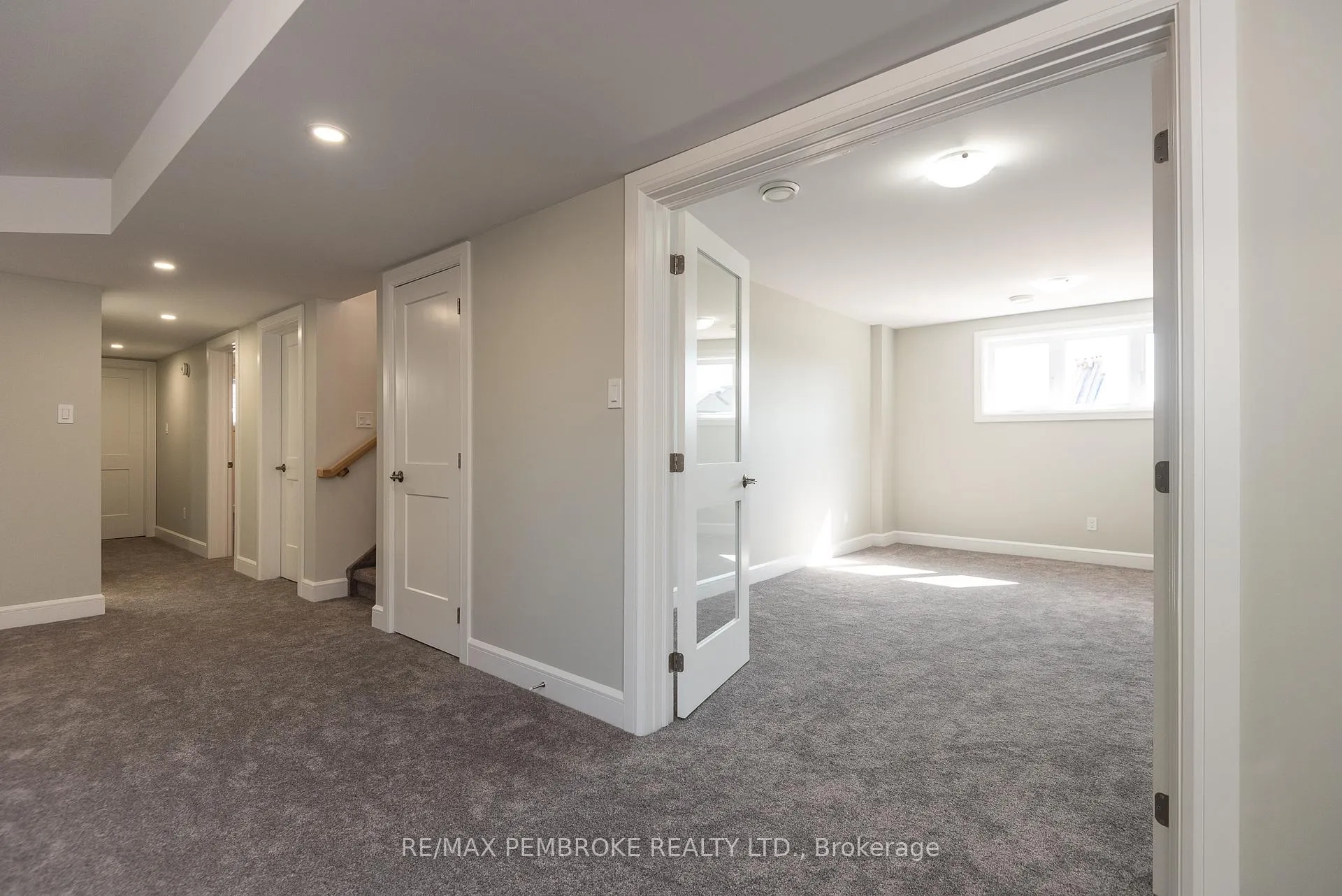 Photo 32 of 9 Jade Avenue, Petawawa — HOMEH