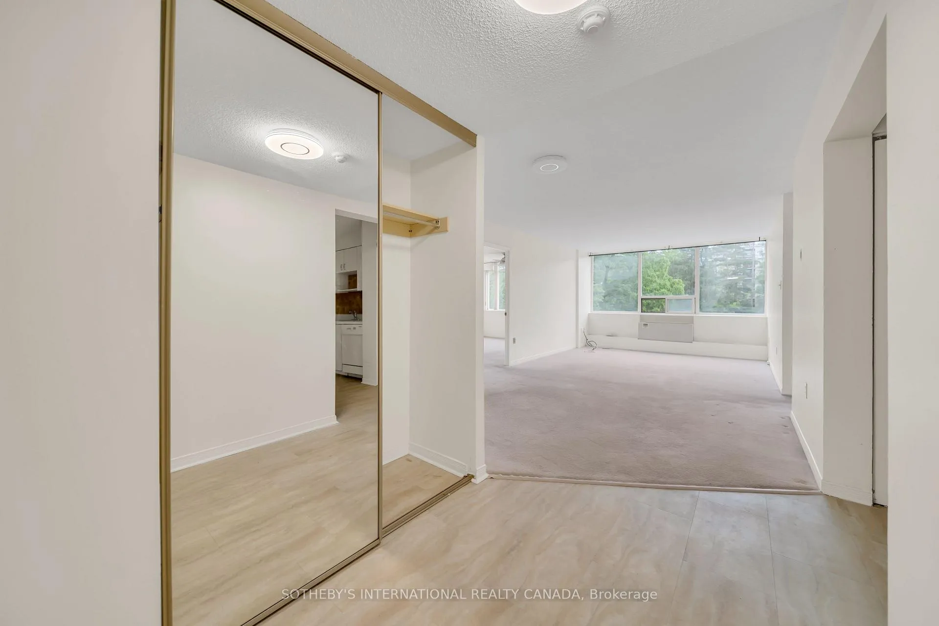 Photo 5 of Unit 312, 3227 King Street, Kitchener, Chicopee/Freeport — HOMEH