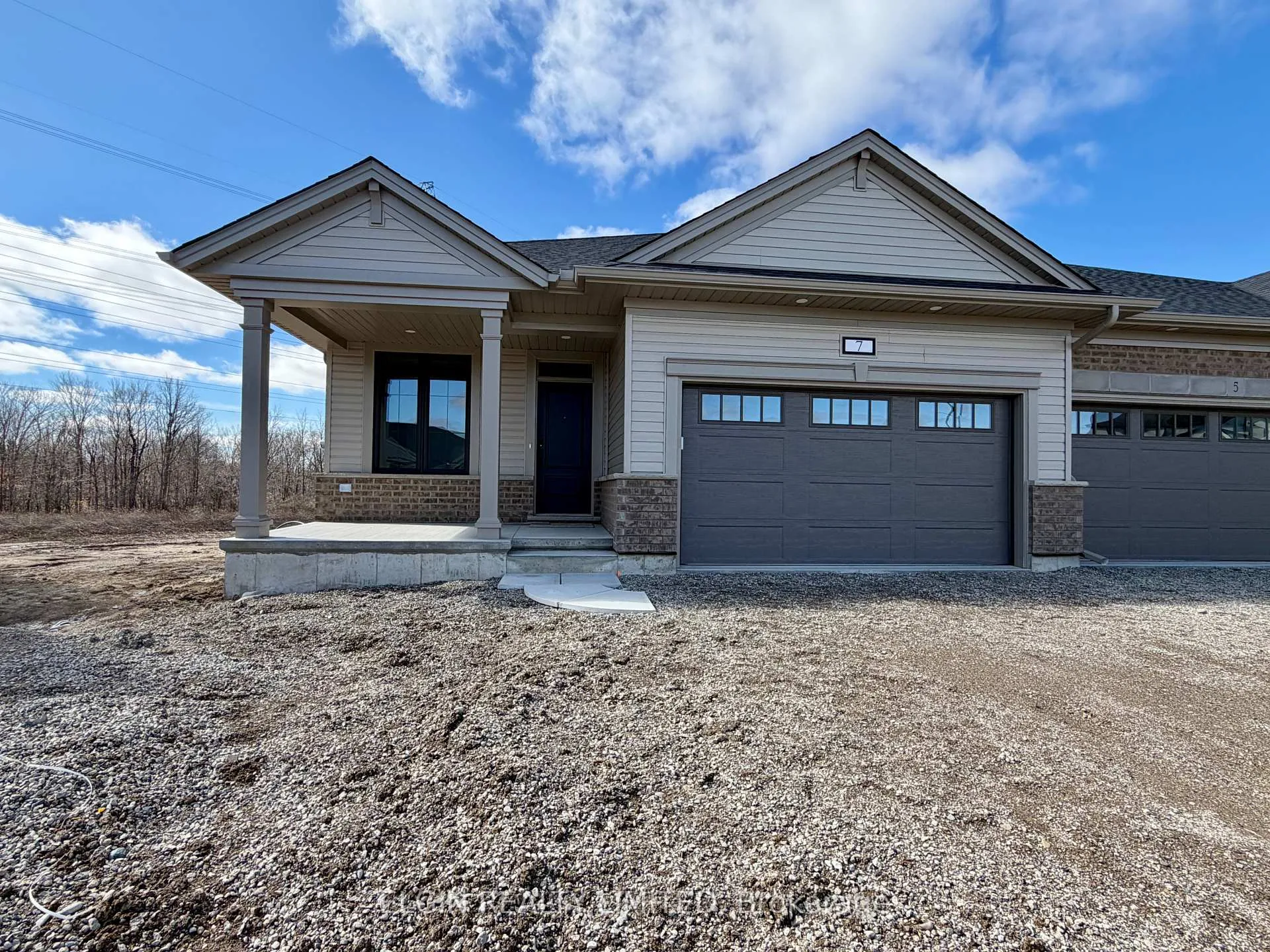 Photo 1 of 7 Horizon Court, Central Elgin, Rural Central Elgin — HOMEH