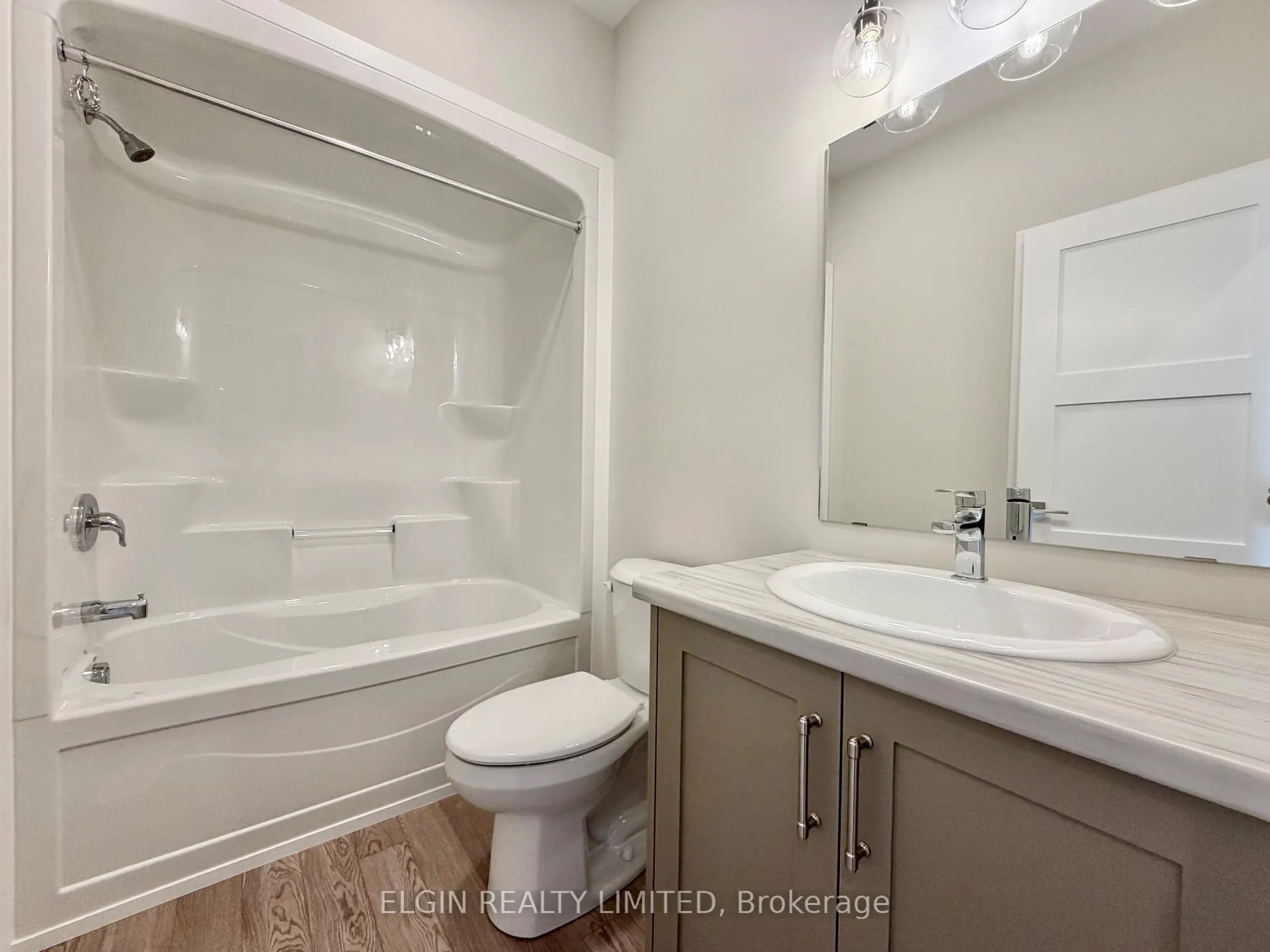 Photo 6 of 7 Horizon Court, Central Elgin, Rural Central Elgin — HOMEH