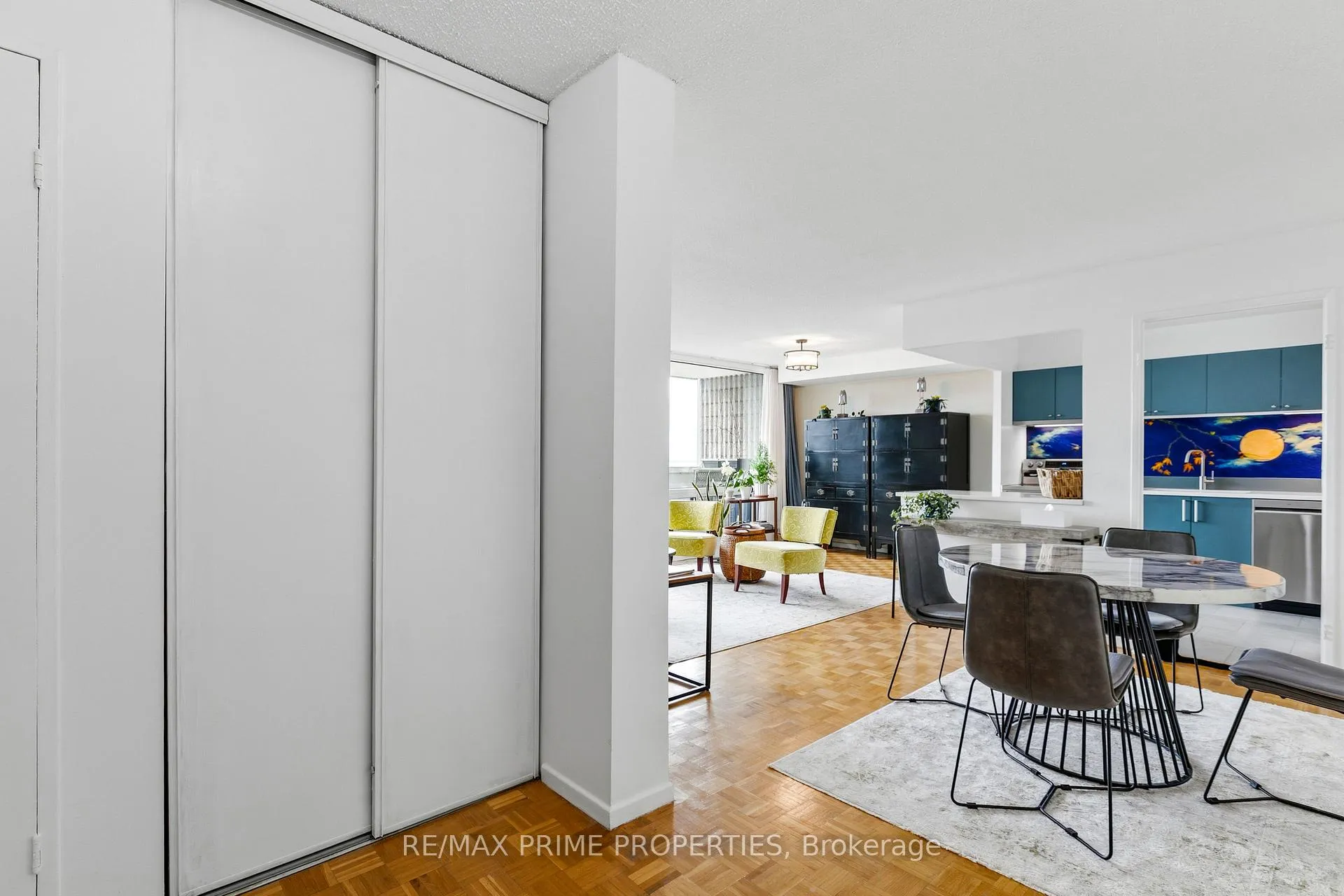 Photo 4 of Unit 811, 265 Poulin Avenue, Ottawa, Britannia — HOMEH