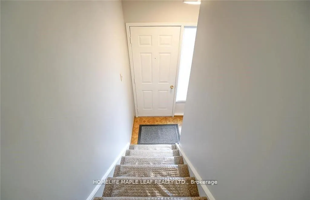 Photo 5 of Unit 113, 113 Ashton Crescent, Brampton, Central Park — HOMEH