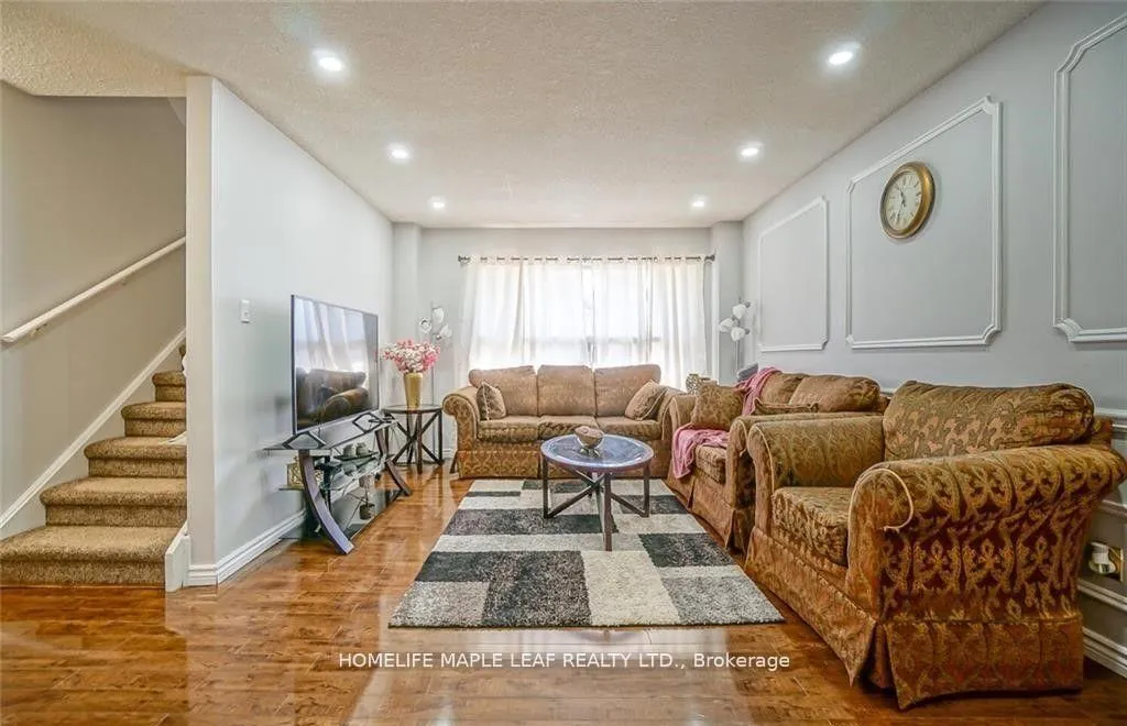 Photo 7 of Unit 113, 113 Ashton Crescent, Brampton, Central Park — HOMEH