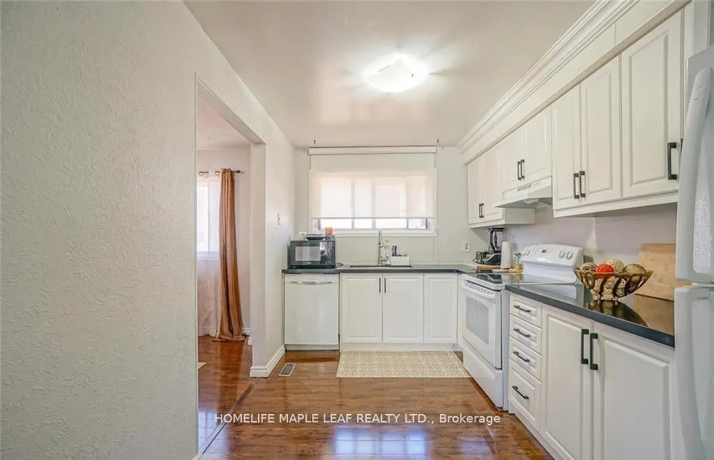 Photo 14 of Unit 113, 113 Ashton Crescent, Brampton, Central Park — HOMEH