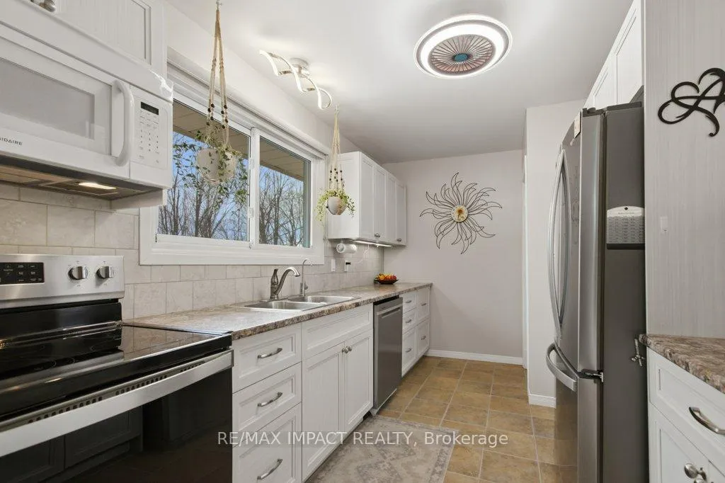 Photo 10 of 26 Parkview Heights, Quinte West, Trenton Ward — HOMEH