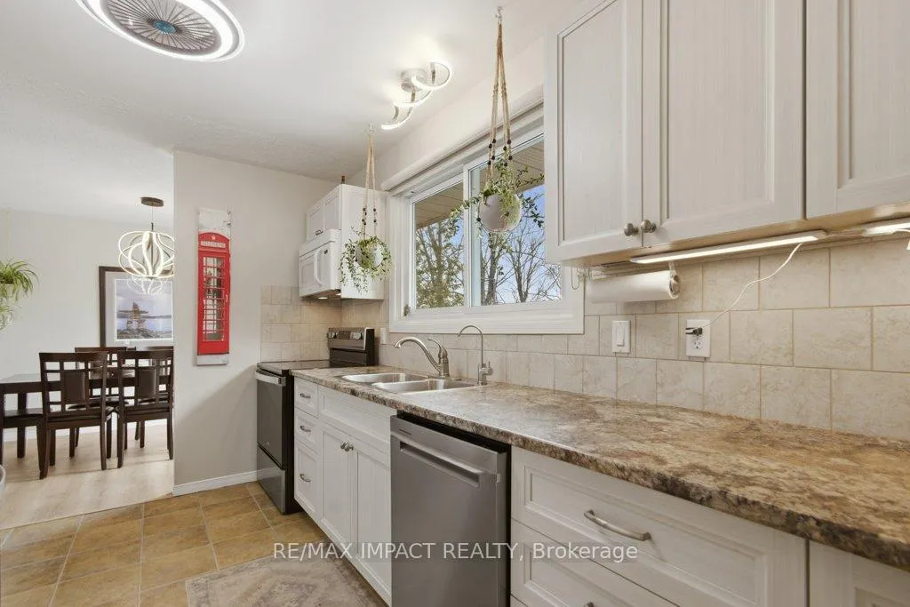 Photo 13 of 26 Parkview Heights, Quinte West, Trenton Ward — HOMEH