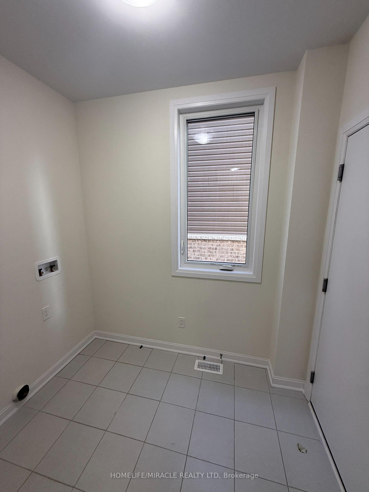 Photo 13 of 65 Golf Links Drive, Loyalist, Bath — HOMEH