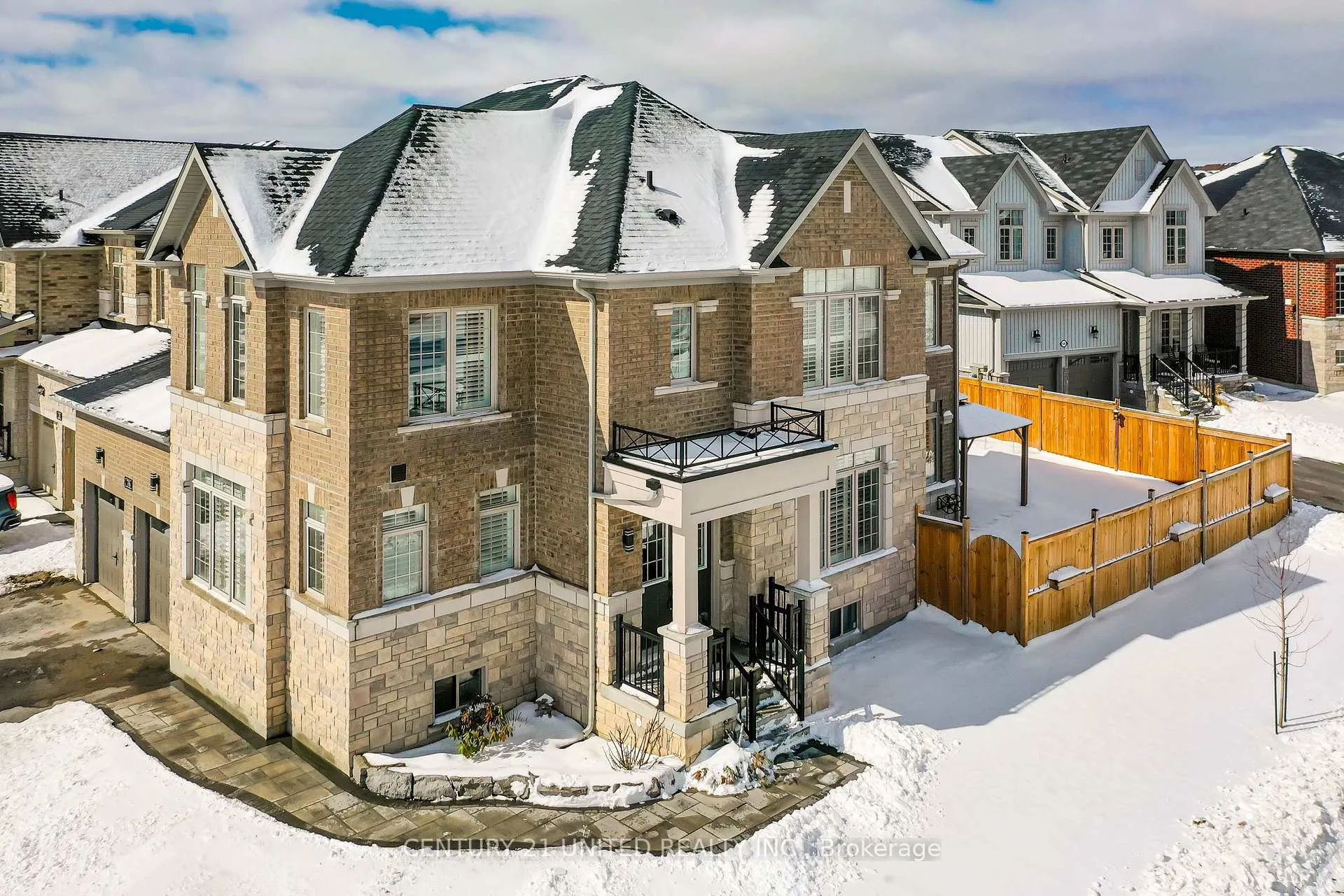 Photo 2 of 76 Highlands Boulevard, Cavan Monaghan, Millbrook Village — HOMEH