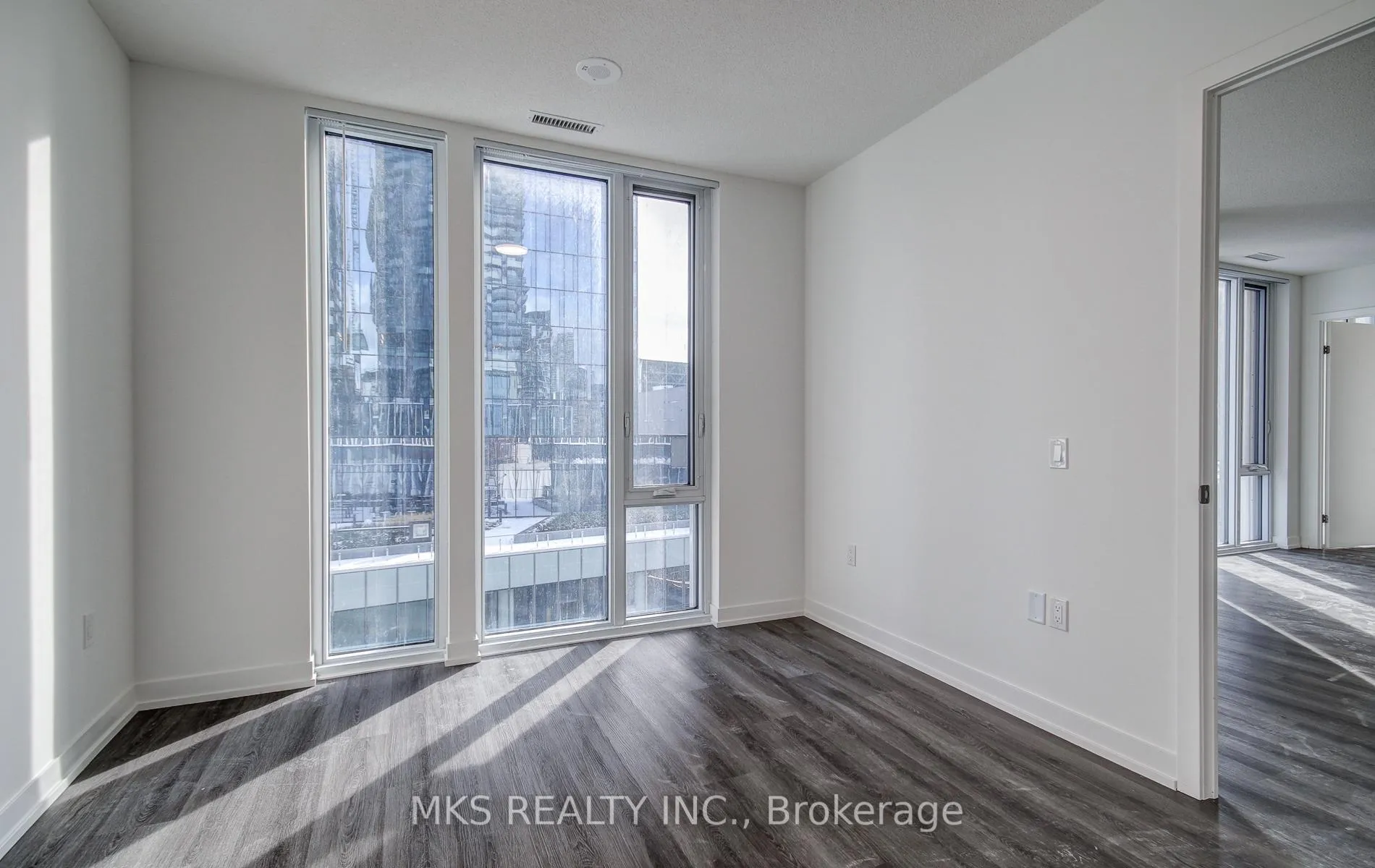 Photo 10 of Unit 815, 138 Downes Street, Toronto, Waterfront Communities — HOMEH