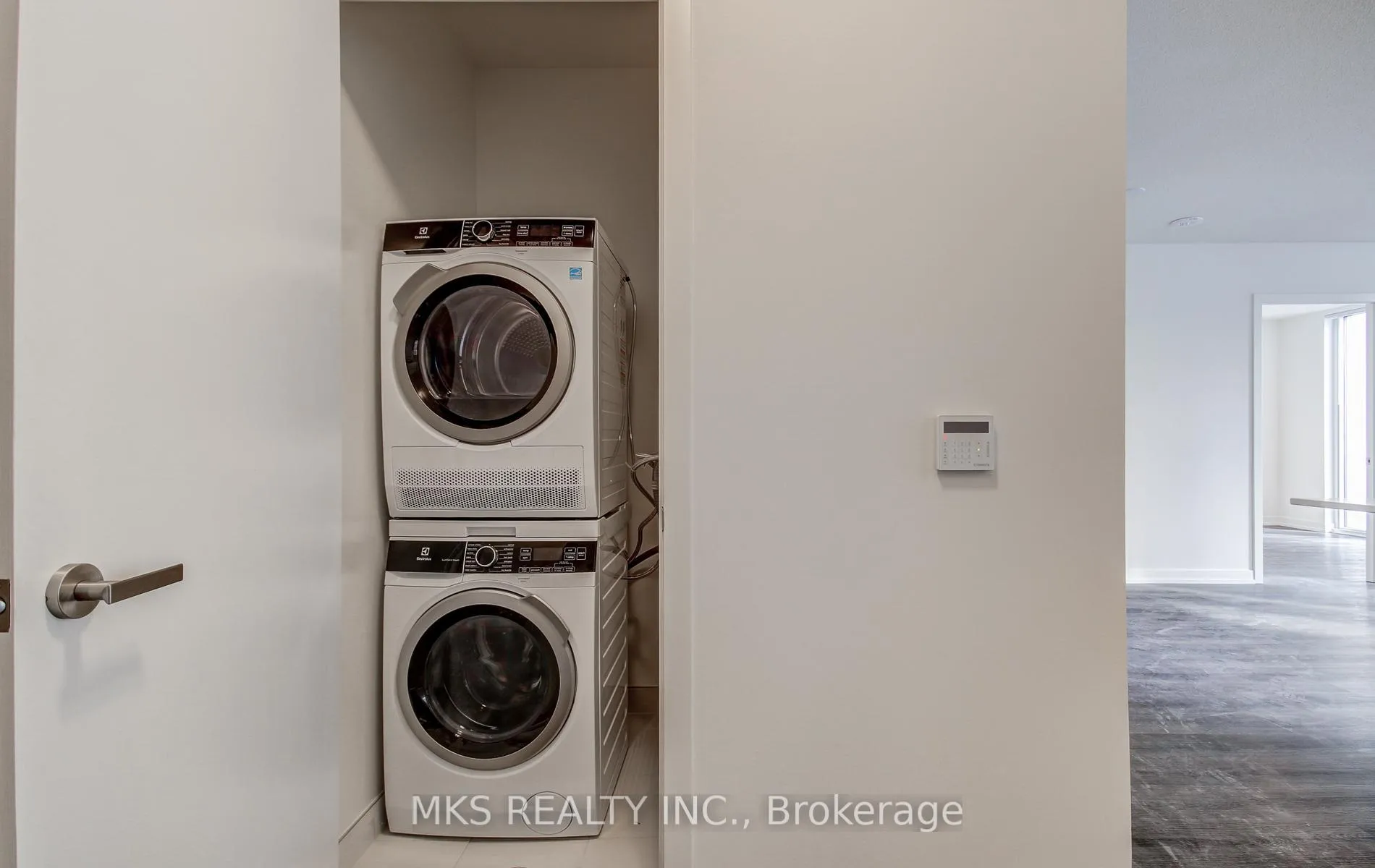 Photo 35 of Unit 815, 138 Downes Street, Toronto, Waterfront Communities — HOMEH
