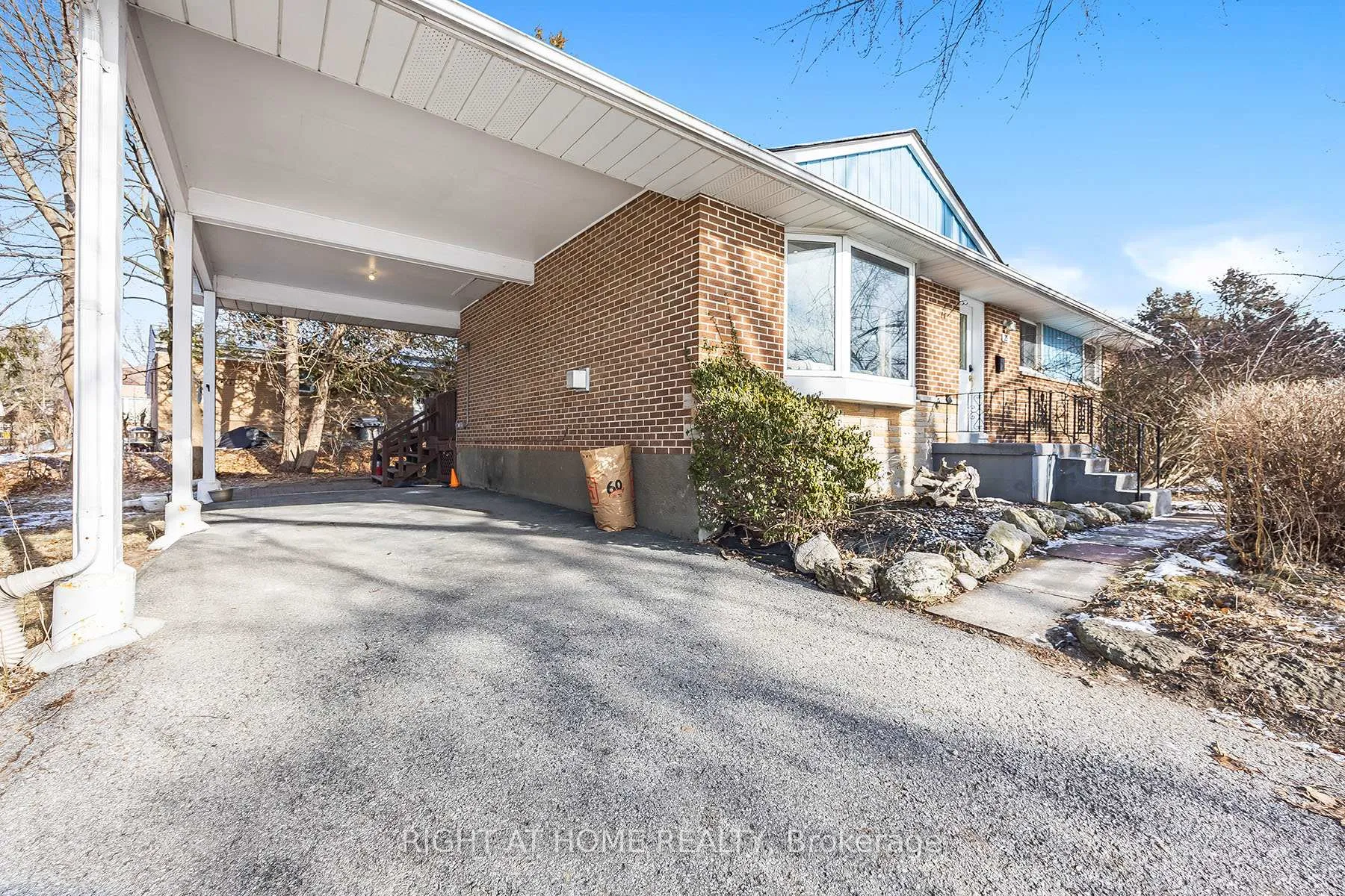 Photo 2 of Unit Main Fl, 25 Hiley Avenue, Ajax, Central West — HOMEH
