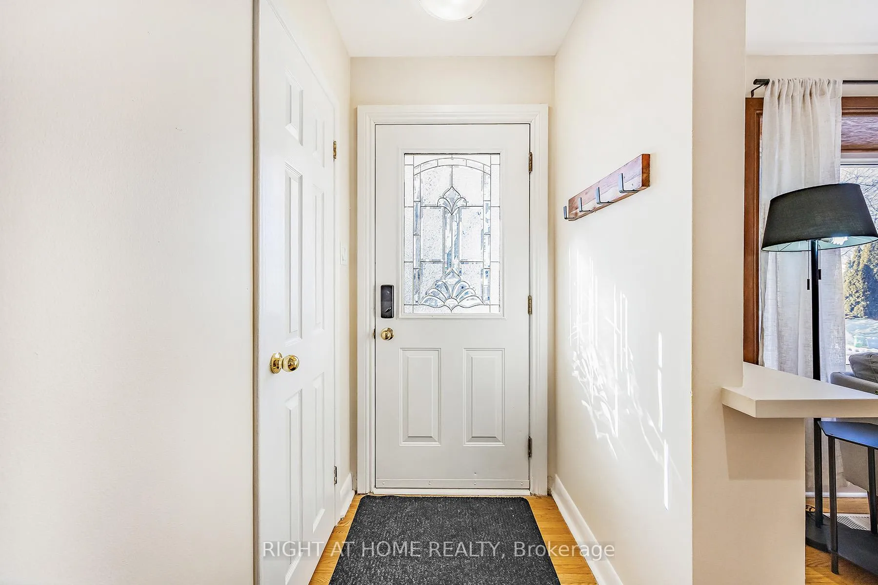 Photo 4 of Unit Main Fl, 25 Hiley Avenue, Ajax, Central West — HOMEH