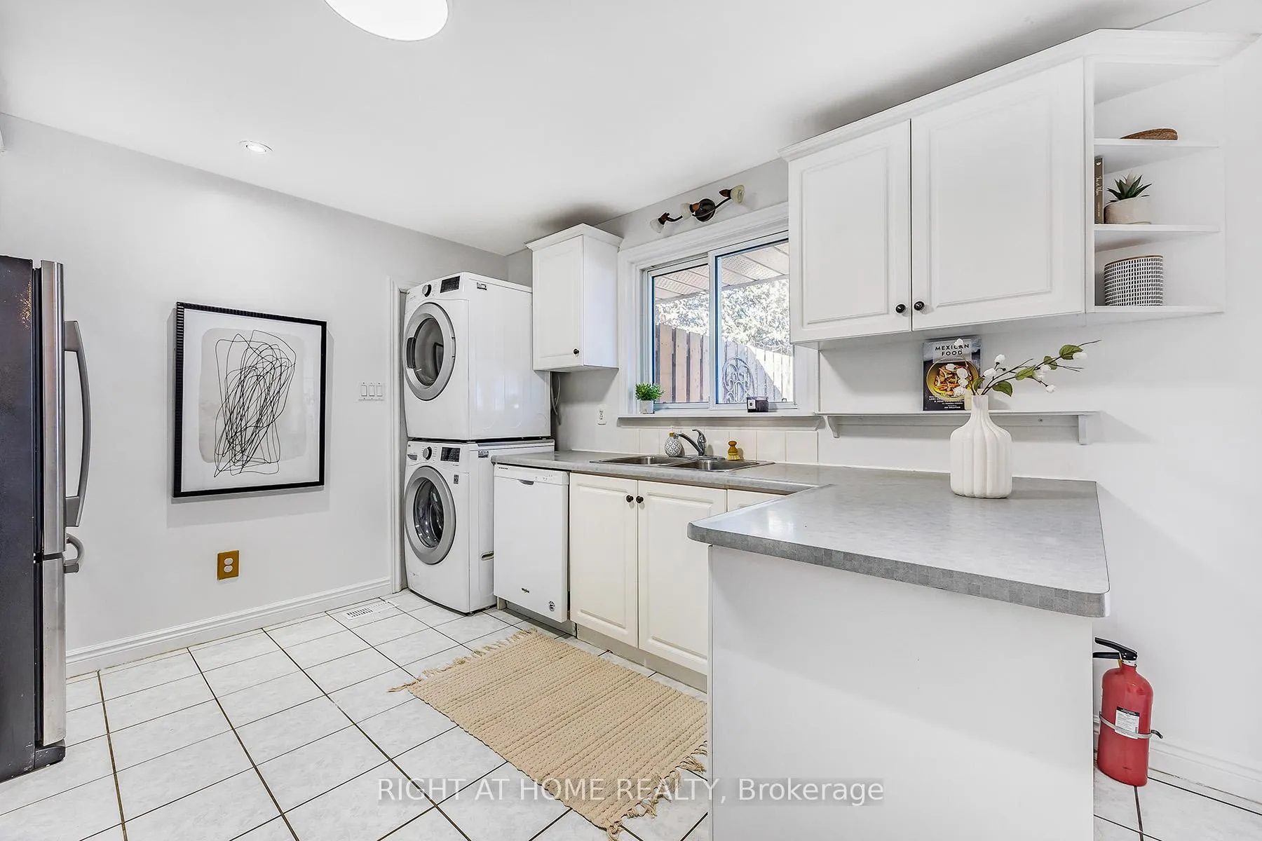 Photo 14 of Unit Main Fl, 25 Hiley Avenue, Ajax, Central West — HOMEH