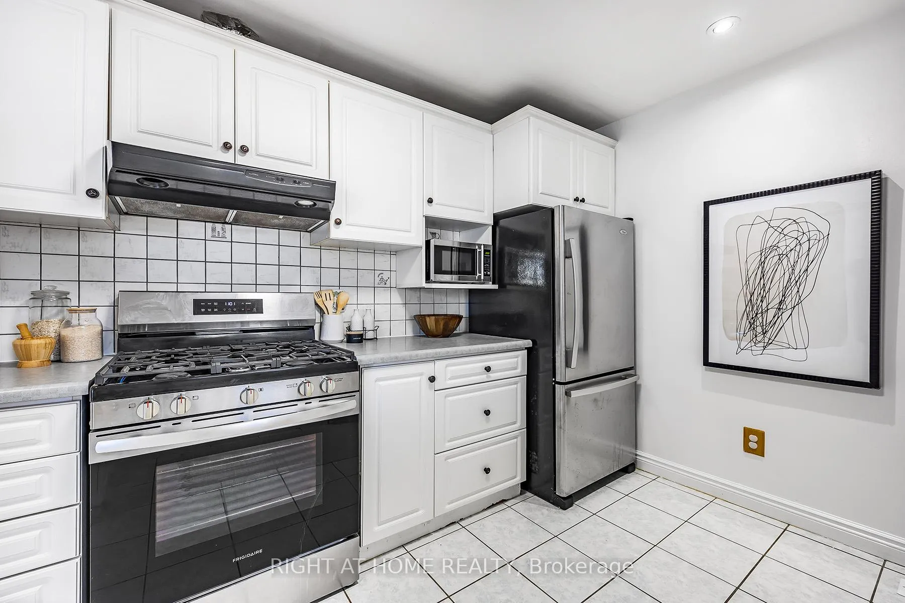 Photo 15 of Unit Main Fl, 25 Hiley Avenue, Ajax, Central West — HOMEH
