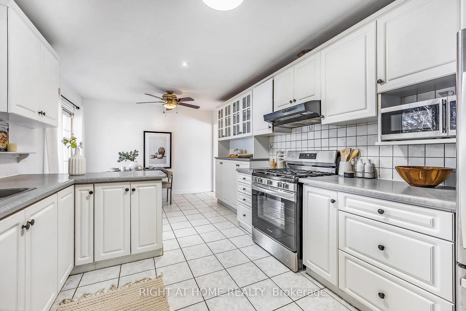 Photo 16 of Unit Main Fl, 25 Hiley Avenue, Ajax, Central West — HOMEH