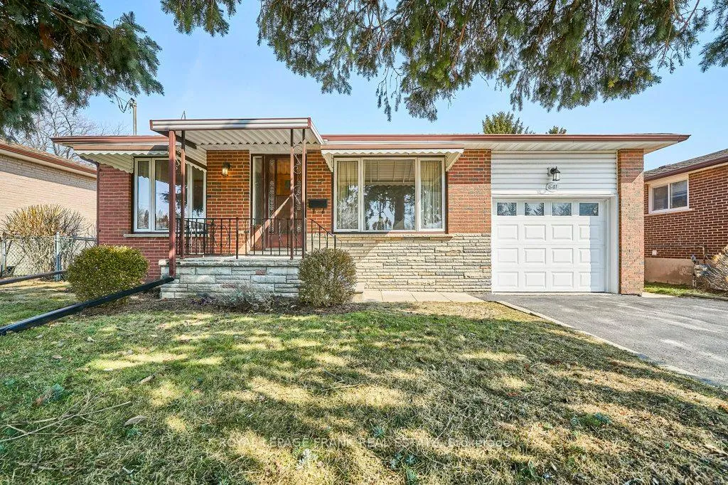Photo 1 of 641 Park Road N, Oshawa, McLaughlin — HOMEH