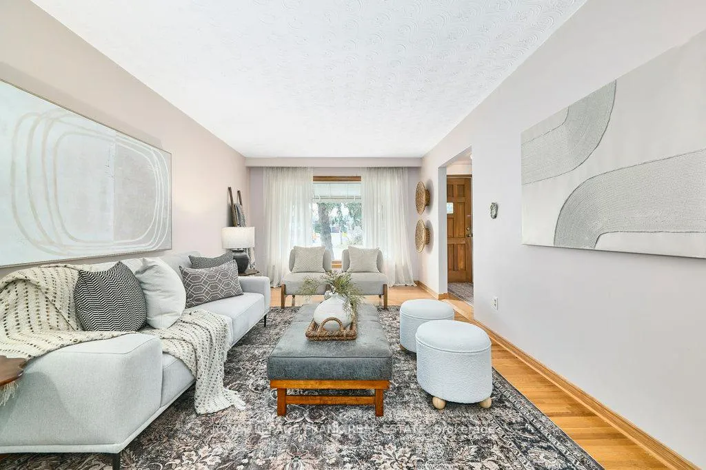 Photo 7 of 641 Park Road N, Oshawa, McLaughlin — HOMEH