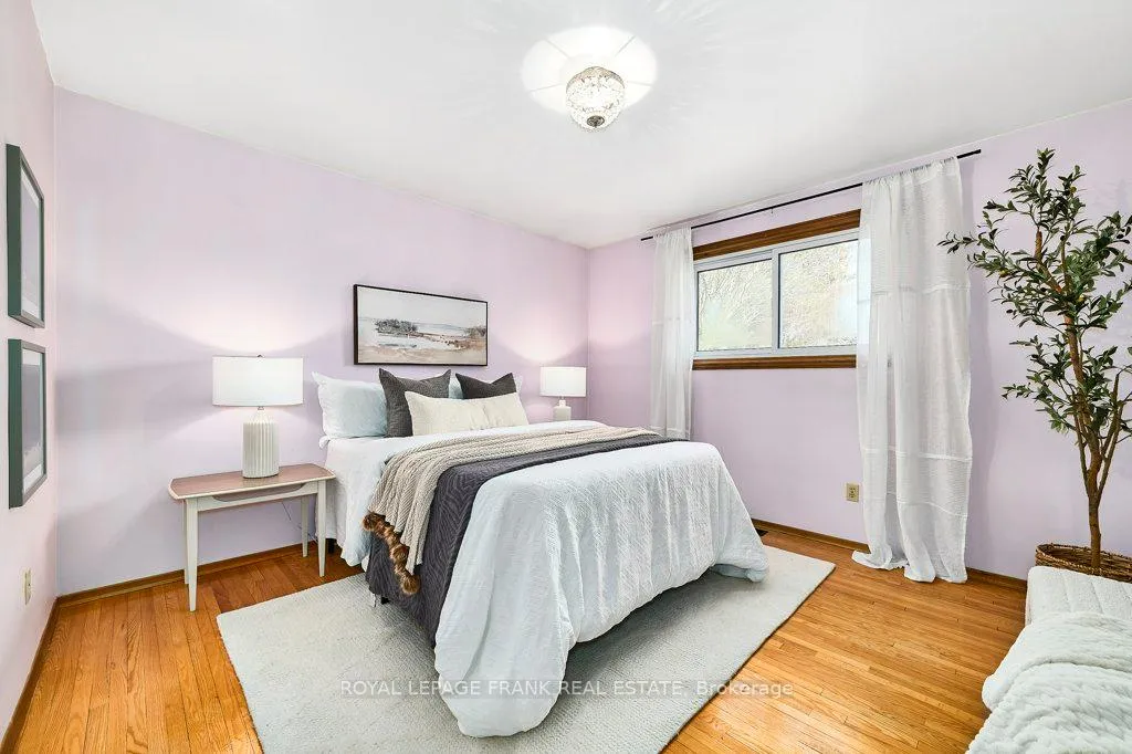 Photo 16 of 641 Park Road N, Oshawa, McLaughlin — HOMEH