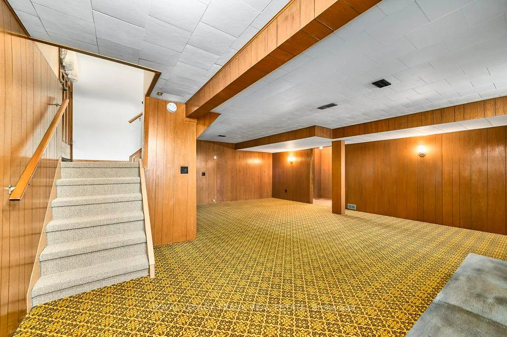 Photo 19 of 641 Park Road N, Oshawa, McLaughlin — HOMEH