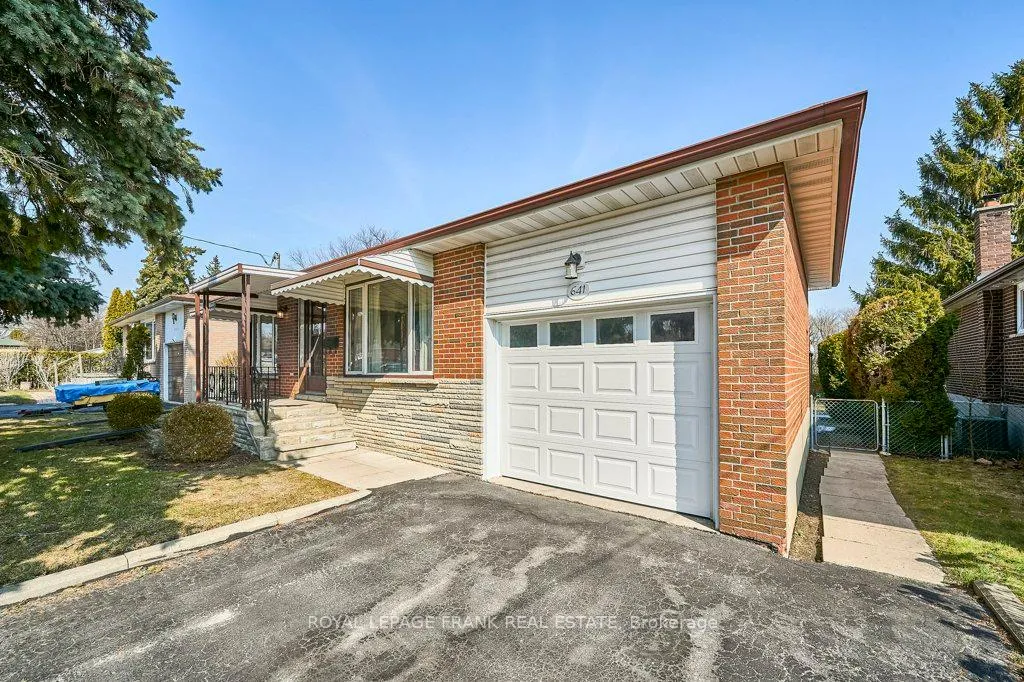 Photo 27 of 641 Park Road N, Oshawa, McLaughlin — HOMEH