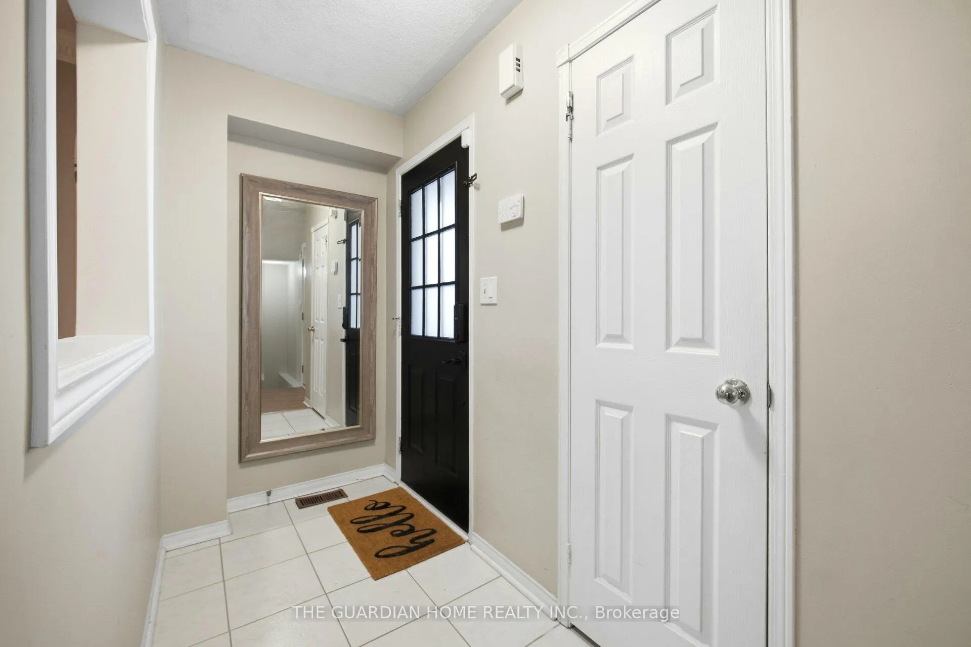 Photo 3 of 24 Hibbard Drive, Ajax, Central — HOMEH