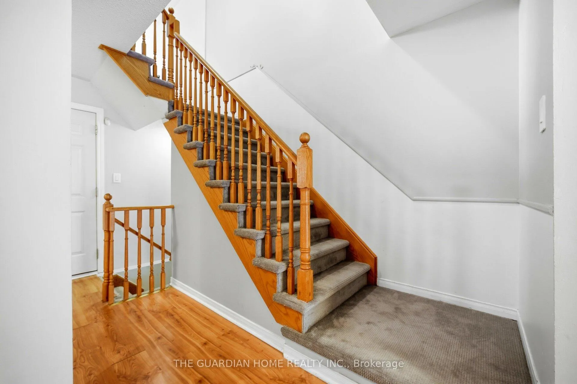Photo 18 of 24 Hibbard Drive, Ajax, Central — HOMEH