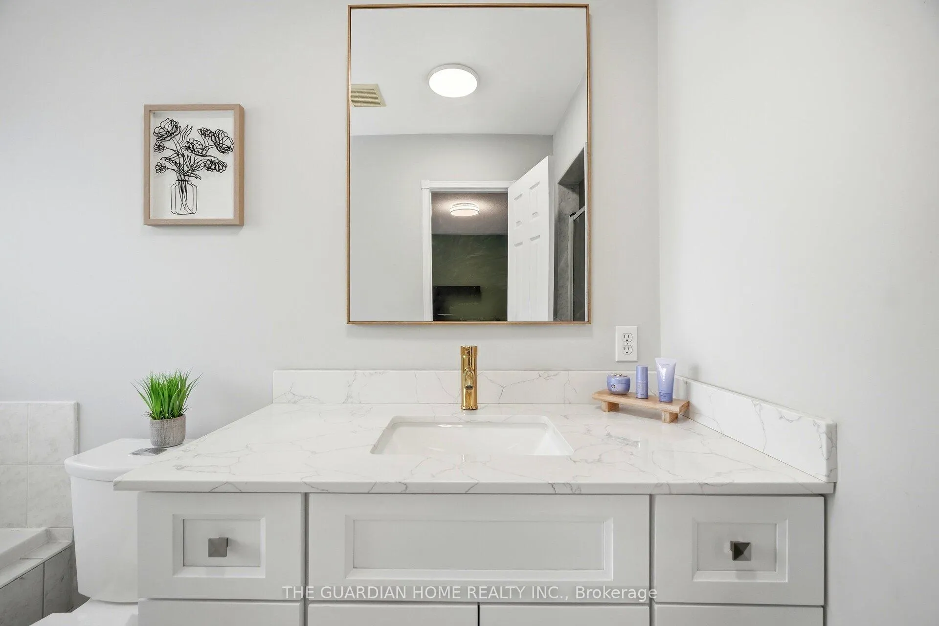 Photo 26 of 24 Hibbard Drive, Ajax, Central — HOMEH