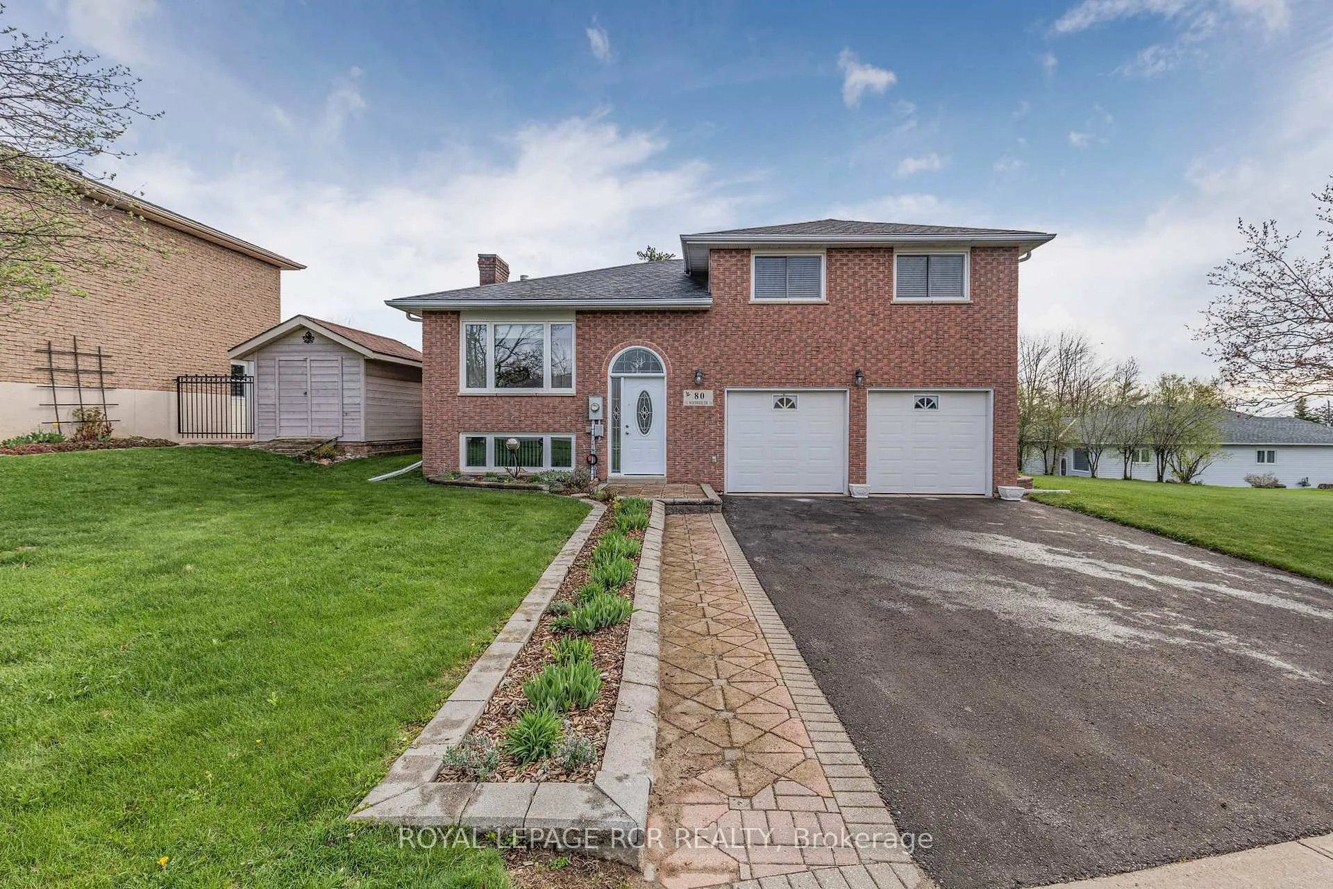 Photo 3 of 80 Woodside Drive, Orillia — HOMEH