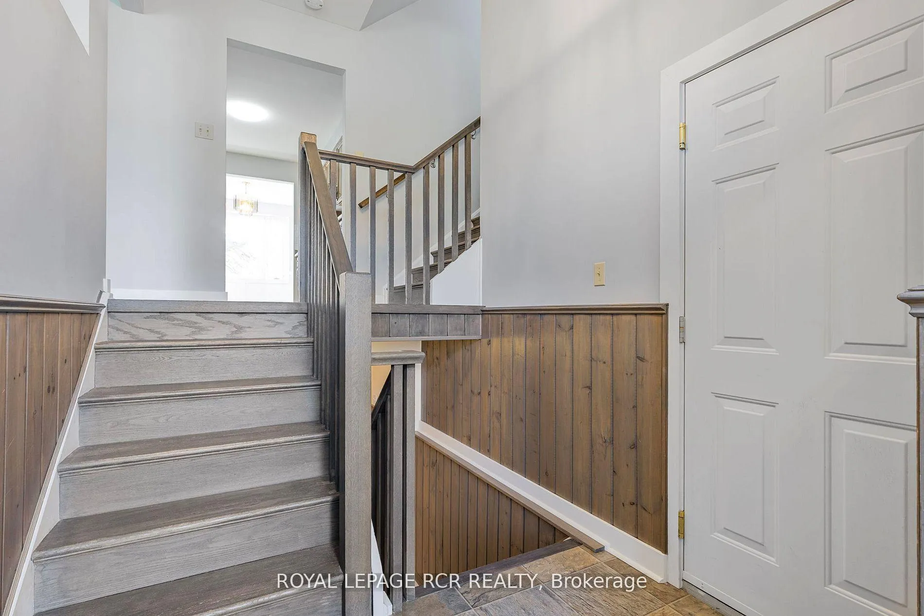 Photo 6 of 80 Woodside Drive, Orillia — HOMEH
