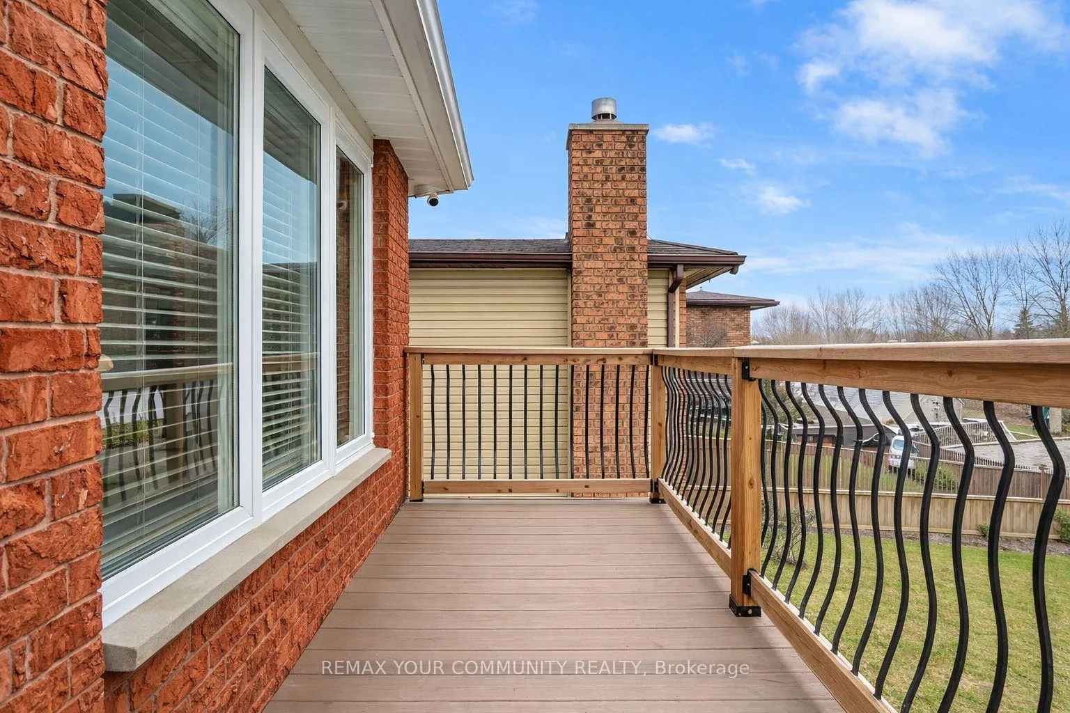 Photo 4 of 28 Moon Drive, Barrie, Ardagh — HOMEH