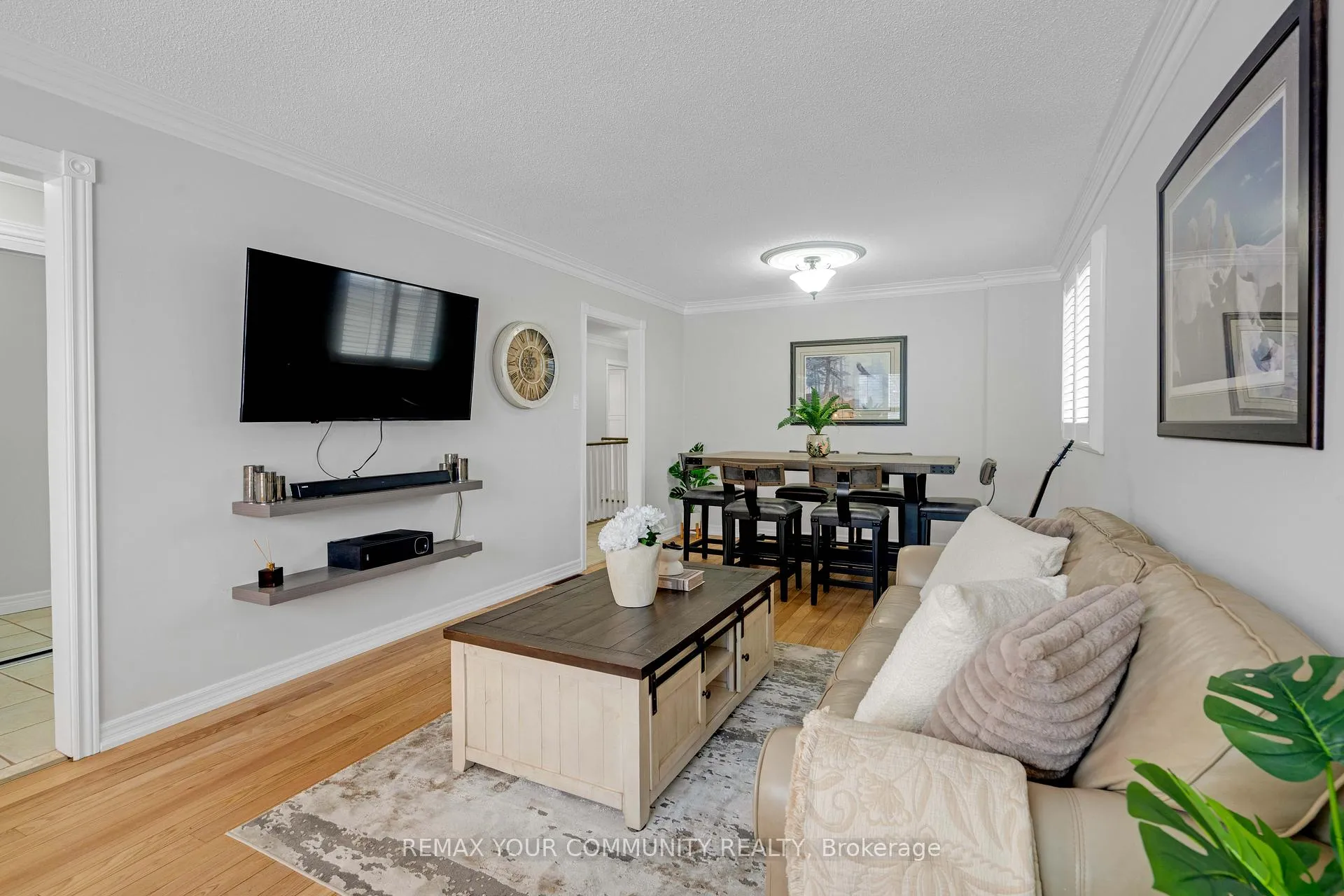 Photo 8 of 28 Moon Drive, Barrie, Ardagh — HOMEH