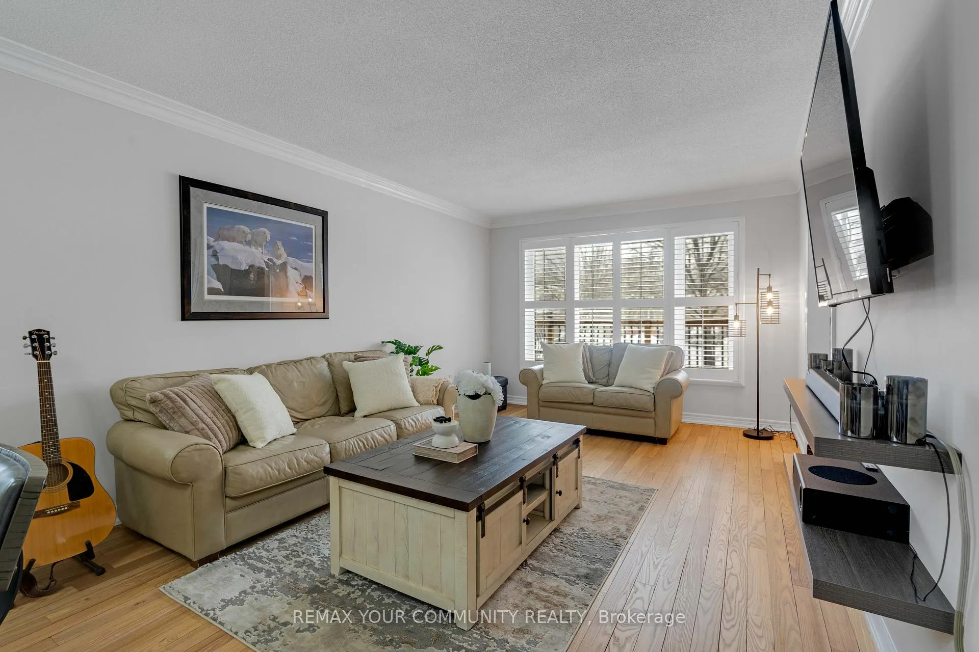 Photo 9 of 28 Moon Drive, Barrie, Ardagh — HOMEH