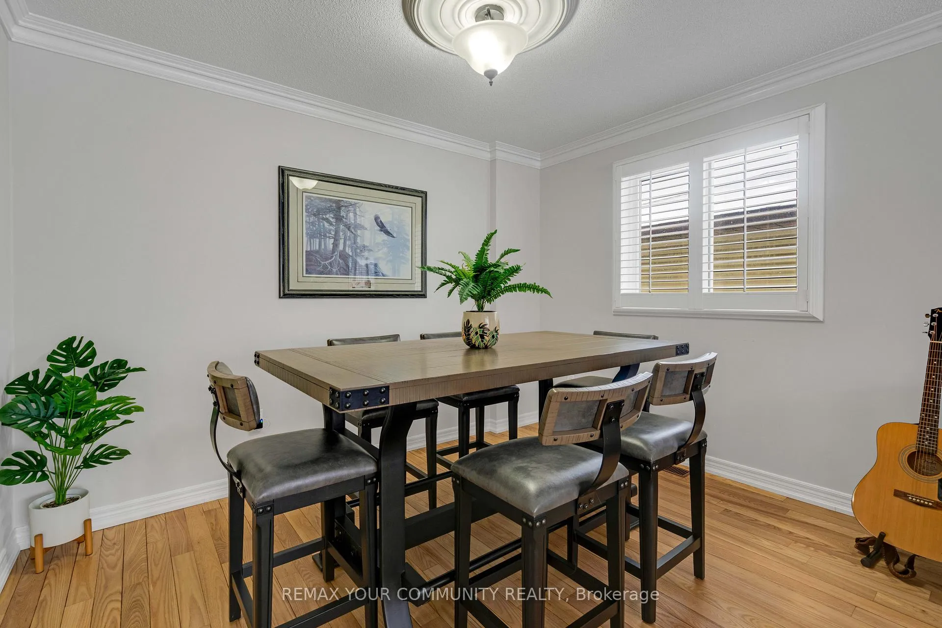 Photo 11 of 28 Moon Drive, Barrie, Ardagh — HOMEH