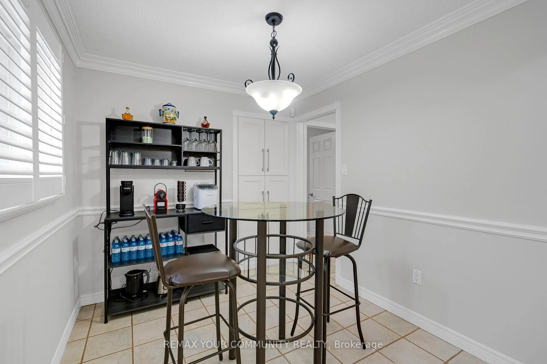 Photo 16 of 28 Moon Drive, Barrie, Ardagh — HOMEH