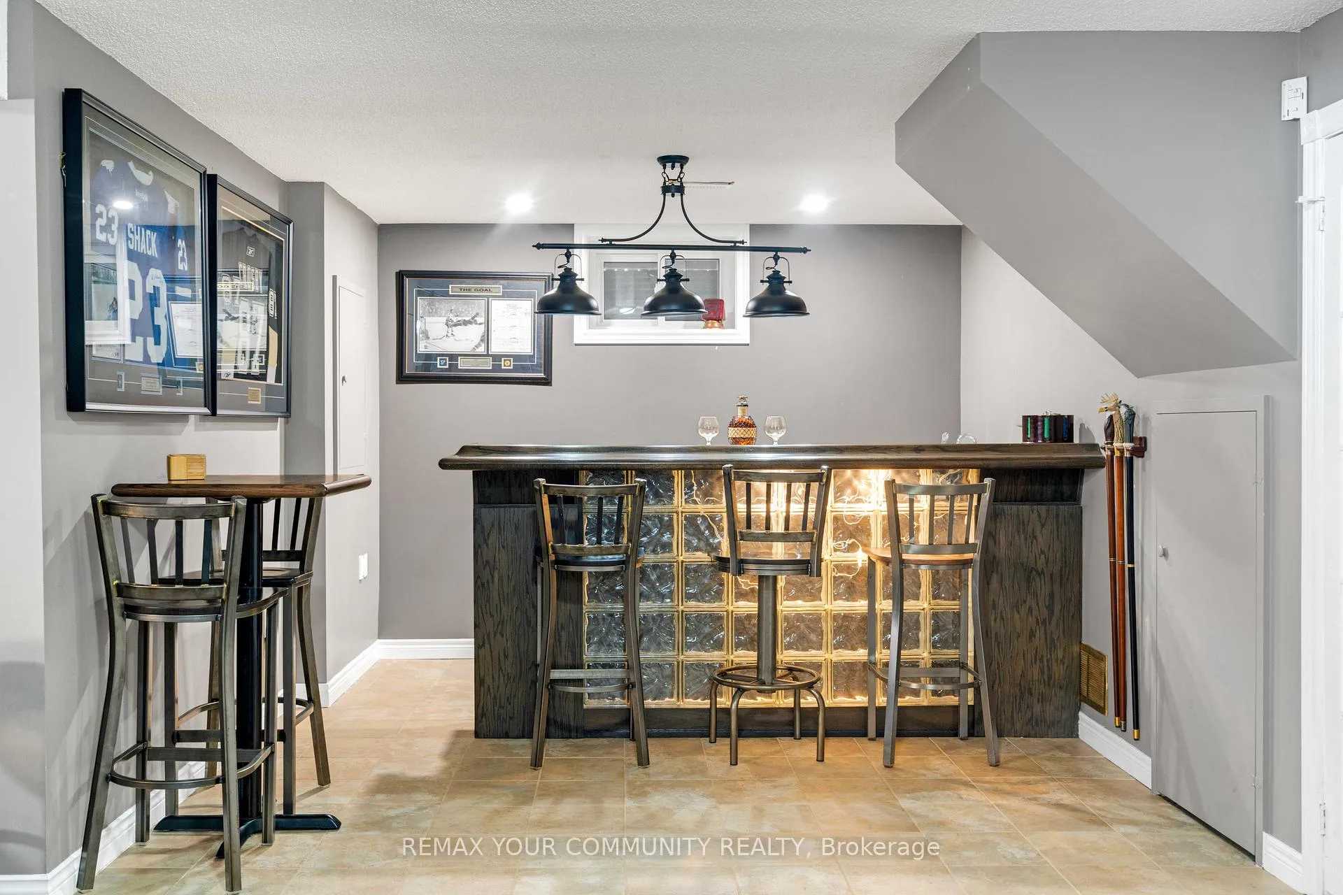 Photo 34 of 28 Moon Drive, Barrie, Ardagh — HOMEH