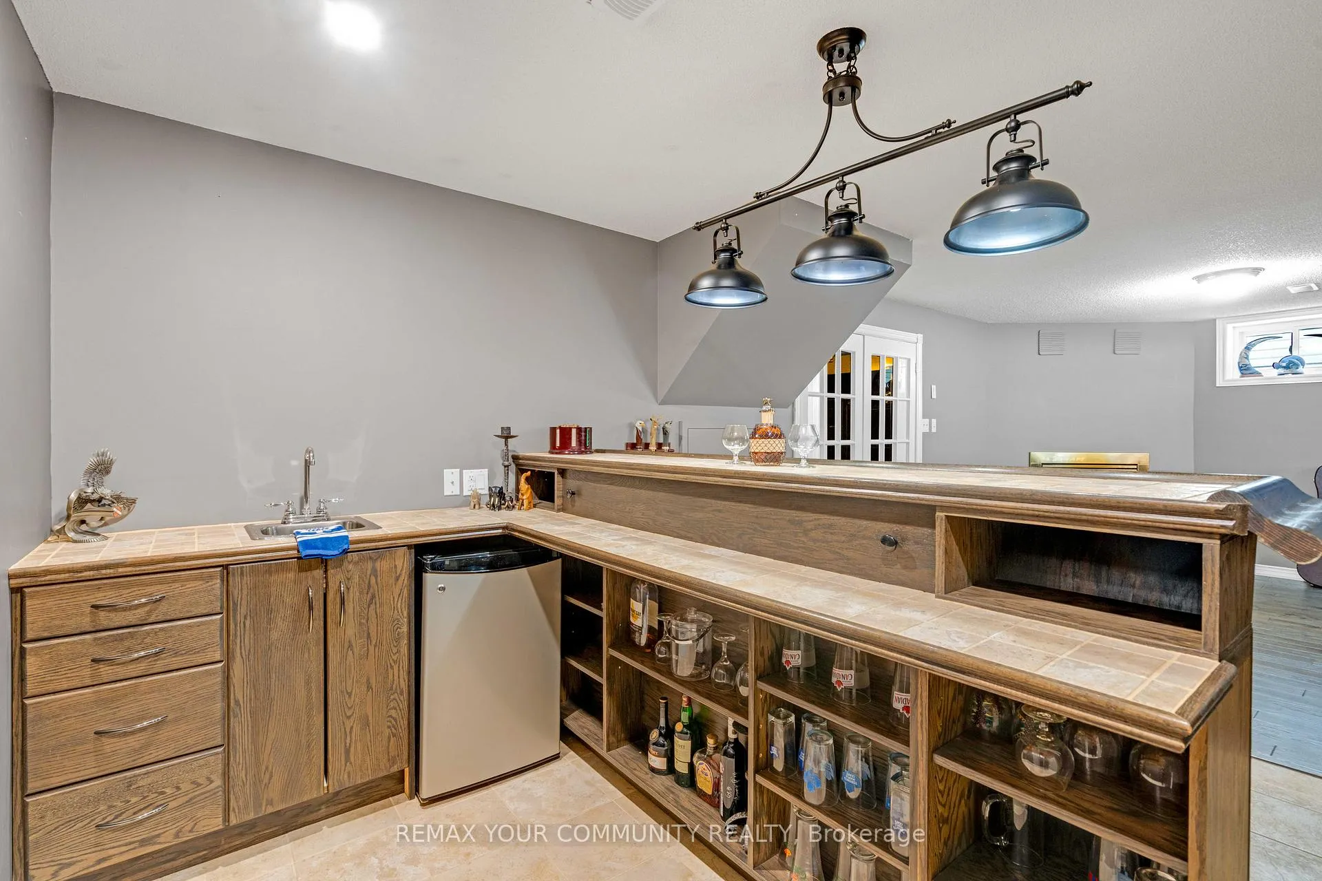 Photo 35 of 28 Moon Drive, Barrie, Ardagh — HOMEH