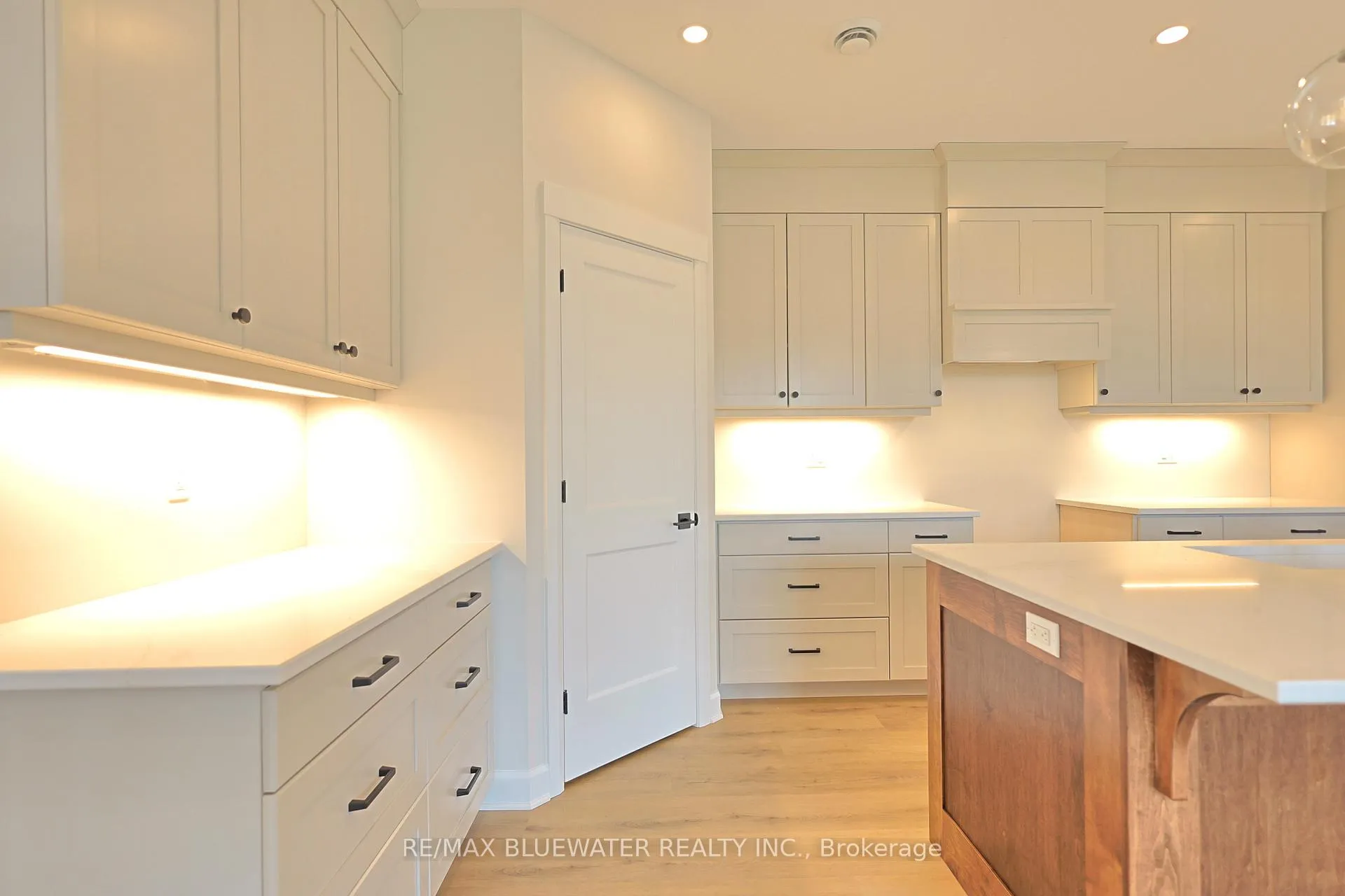 Photo 7 of 72623 Stanley Street, Bluewater, Hay — HOMEH