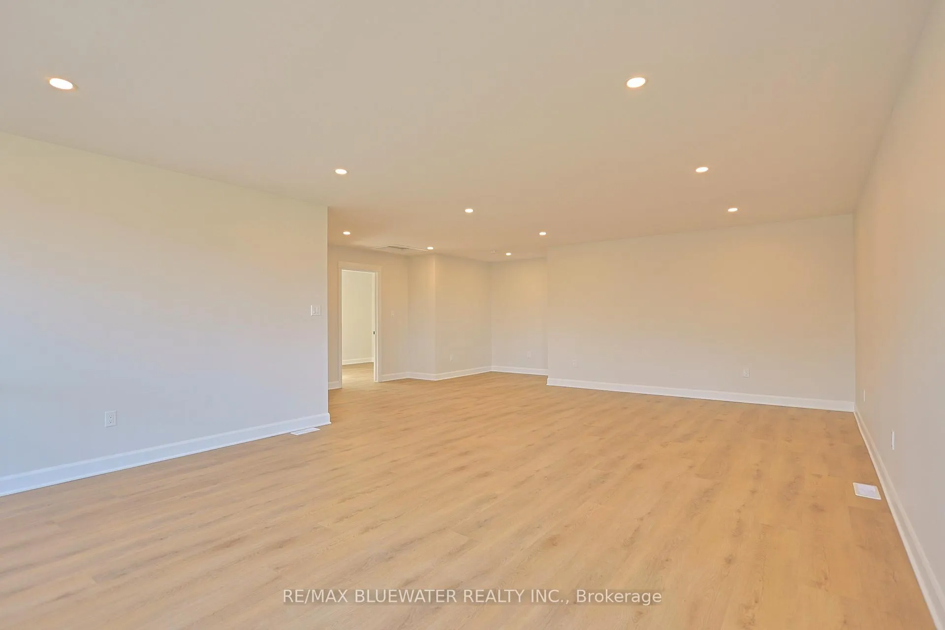 Photo 30 of 72623 Stanley Street, Bluewater, Hay — HOMEH
