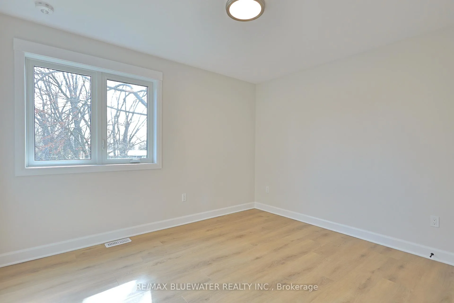 Photo 34 of 72623 Stanley Street, Bluewater, Hay — HOMEH