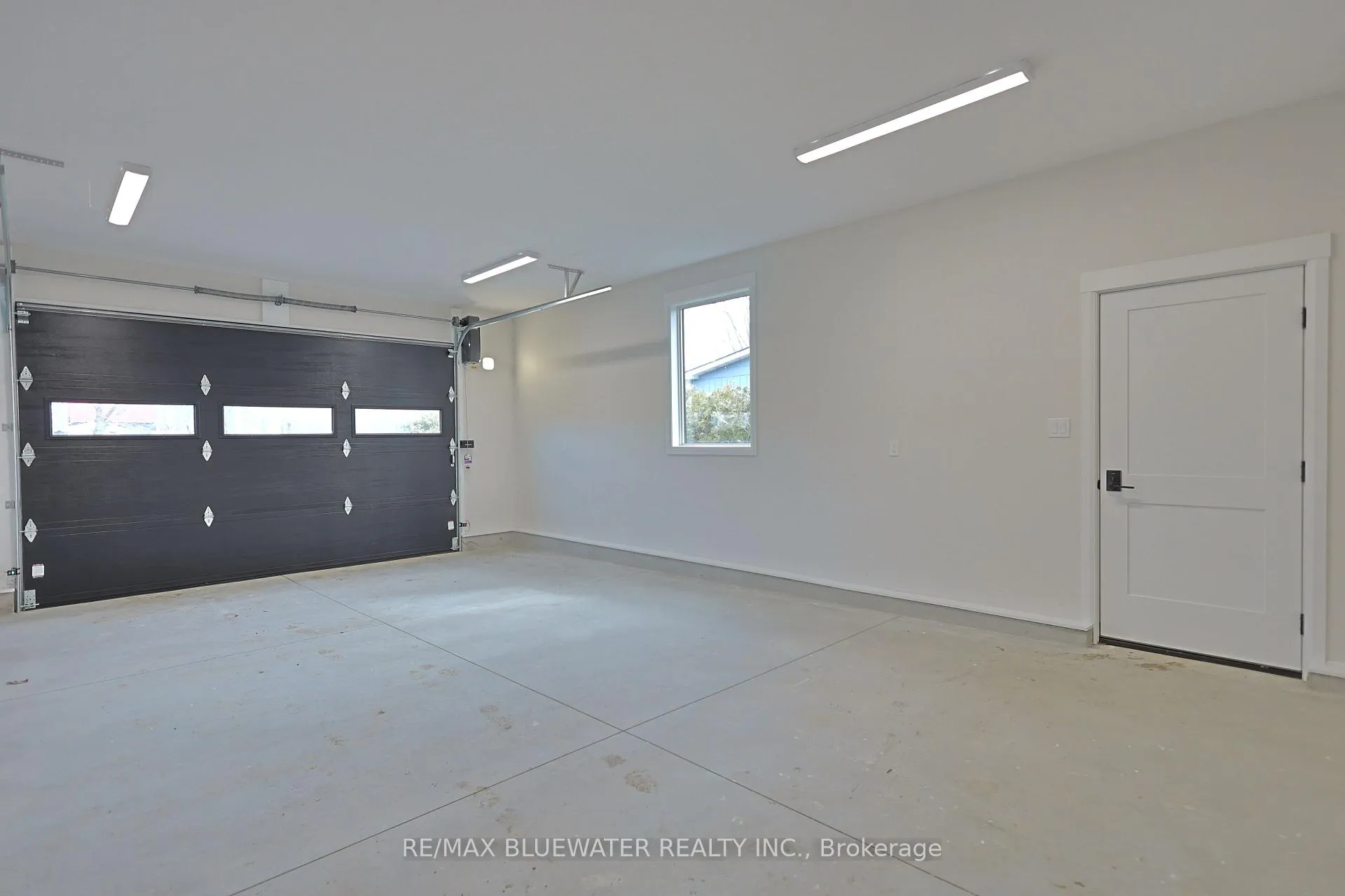 Photo 37 of 72623 Stanley Street, Bluewater, Hay — HOMEH