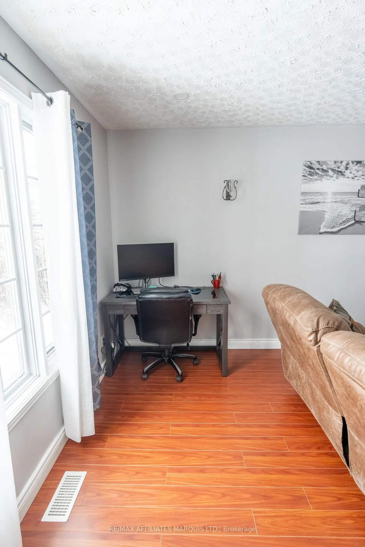 Photo 7 of 1732 Branch Drive, Cornwall — HOMEH
