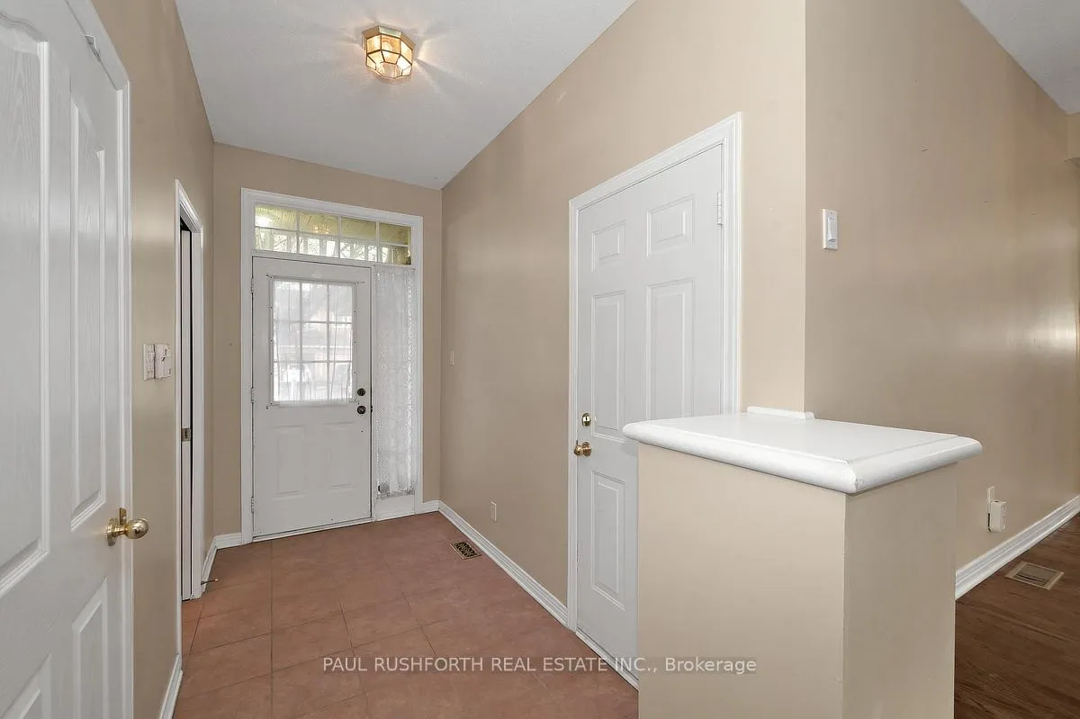 Photo 4 of 4417 Wildmint Square, Ottawa, Riverside South/Gloucester Glen — HOMEH
