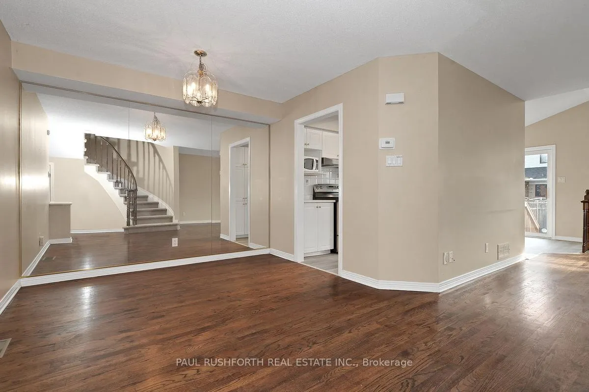 Photo 18 of 4417 Wildmint Square, Ottawa, Riverside South/Gloucester Glen — HOMEH