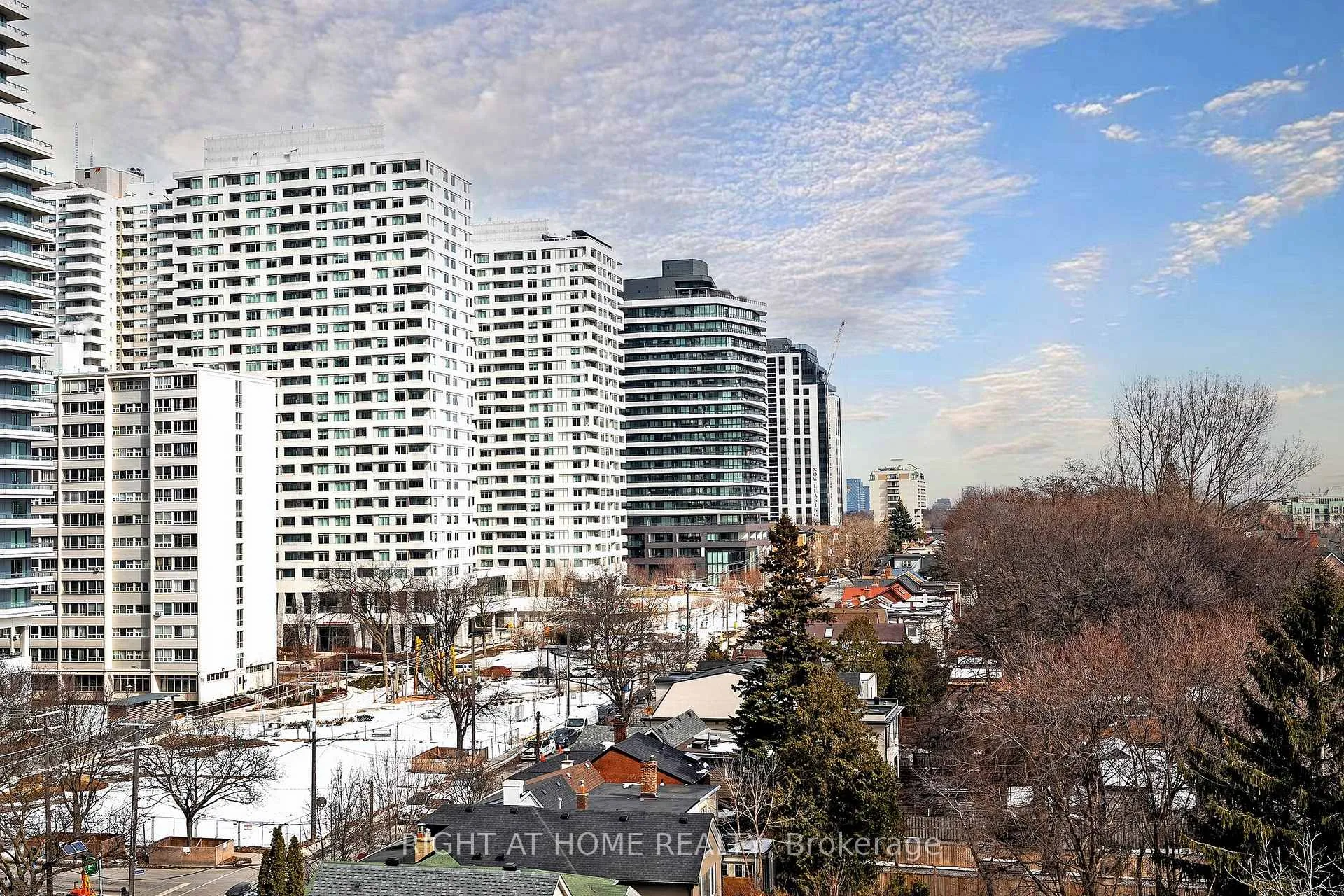 Photo 25 of Unit 905, 5 Soudan Avenue, Toronto, Mount Pleasant West — HOMEH