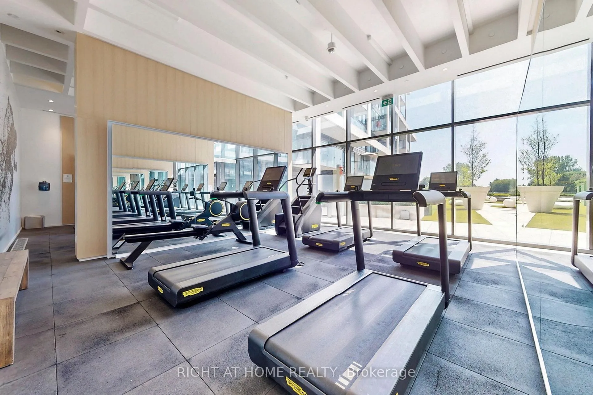 Photo 31 of Unit 905, 5 Soudan Avenue, Toronto, Mount Pleasant West — HOMEH